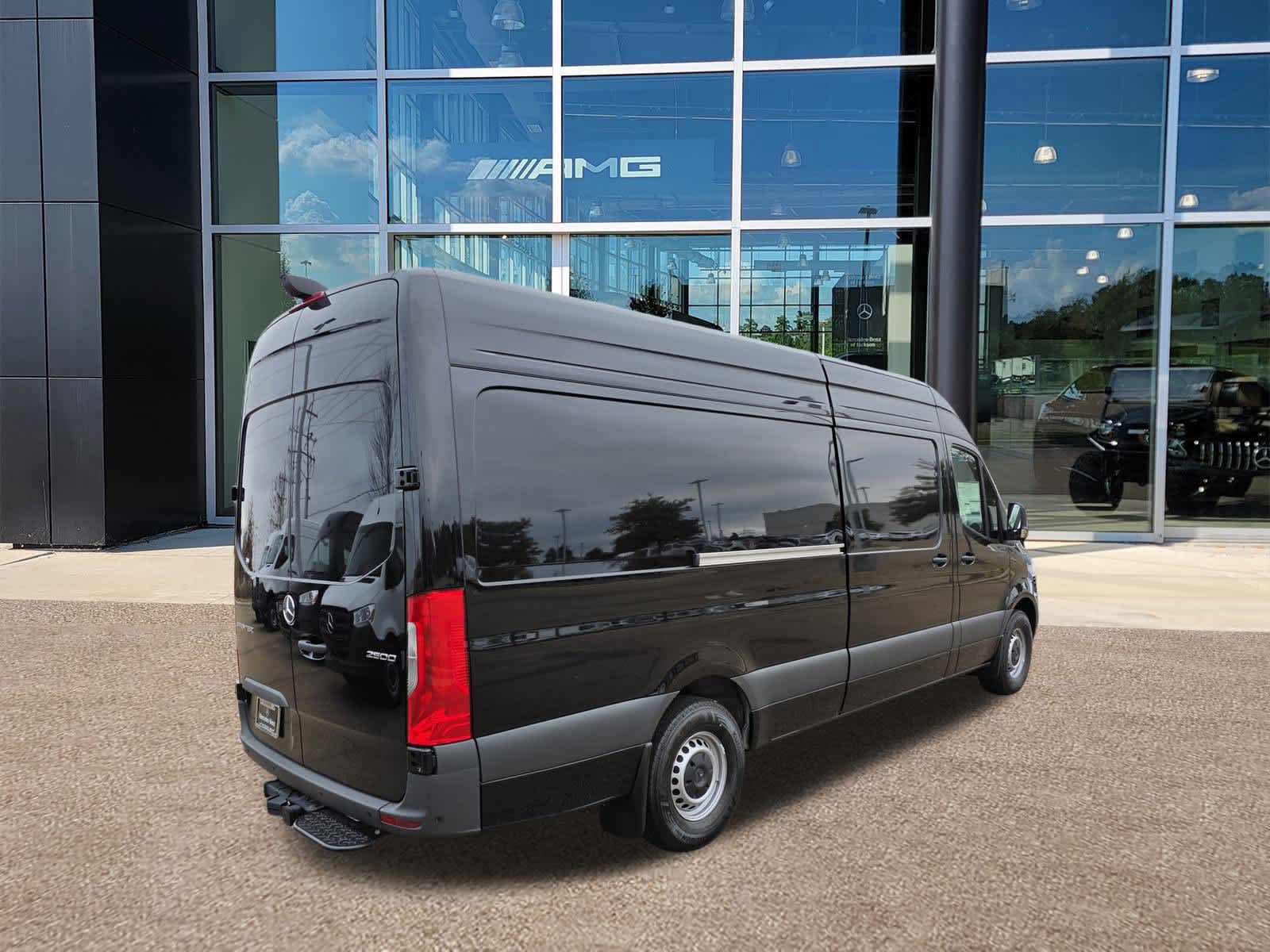 Thumbnail: 2026 Mercedes-Benz Sprinter - 6