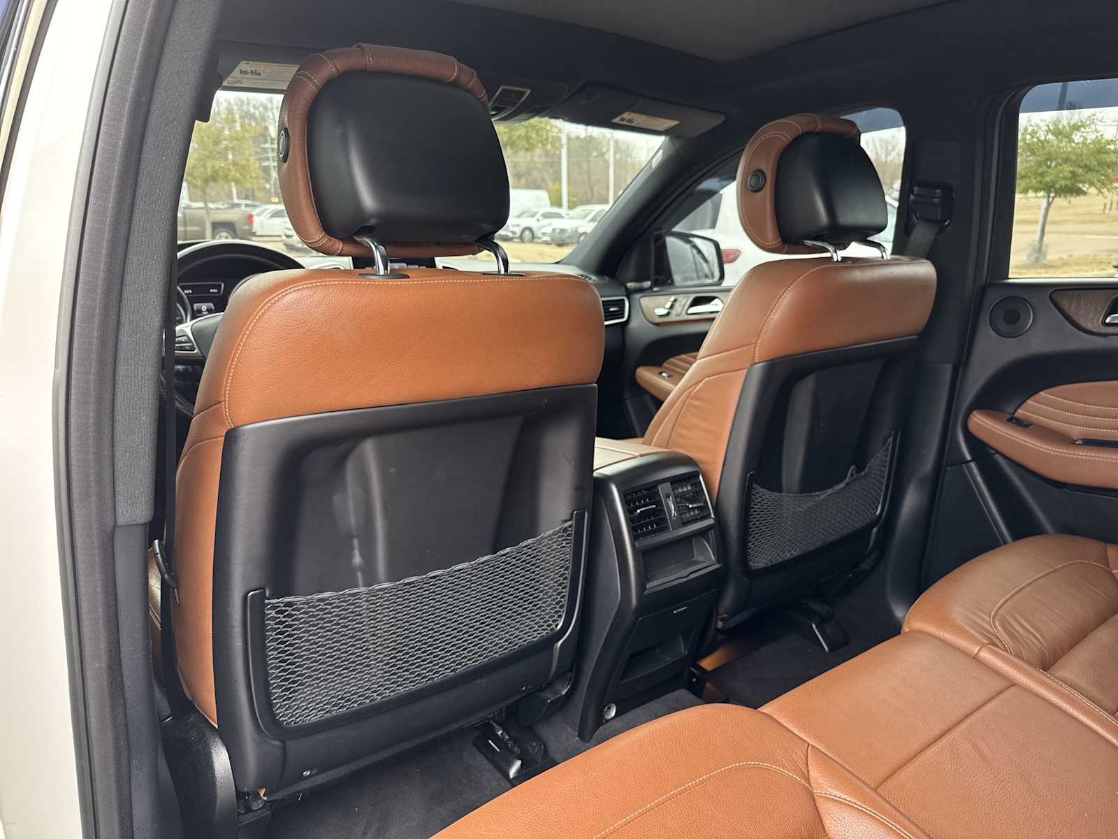 Thumbnail: 2016 Mercedes-Benz GLE - 16