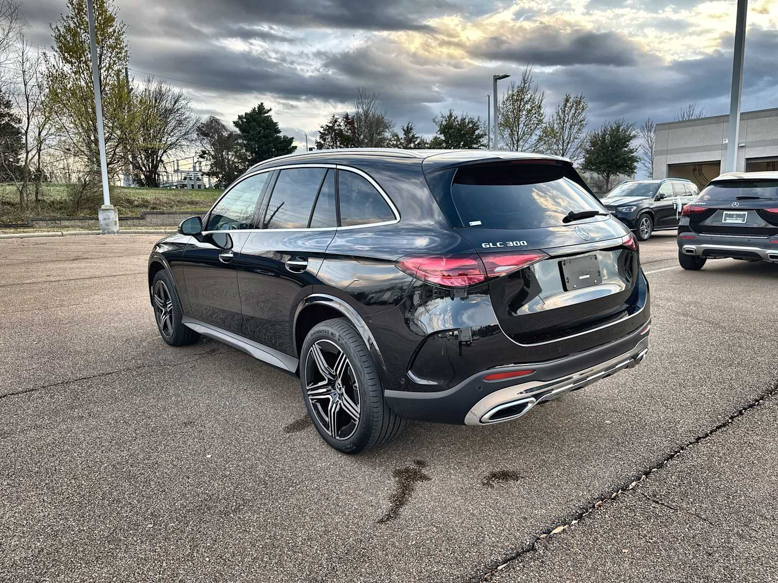 Thumbnail: 2026 Mercedes-Benz GLC - 6