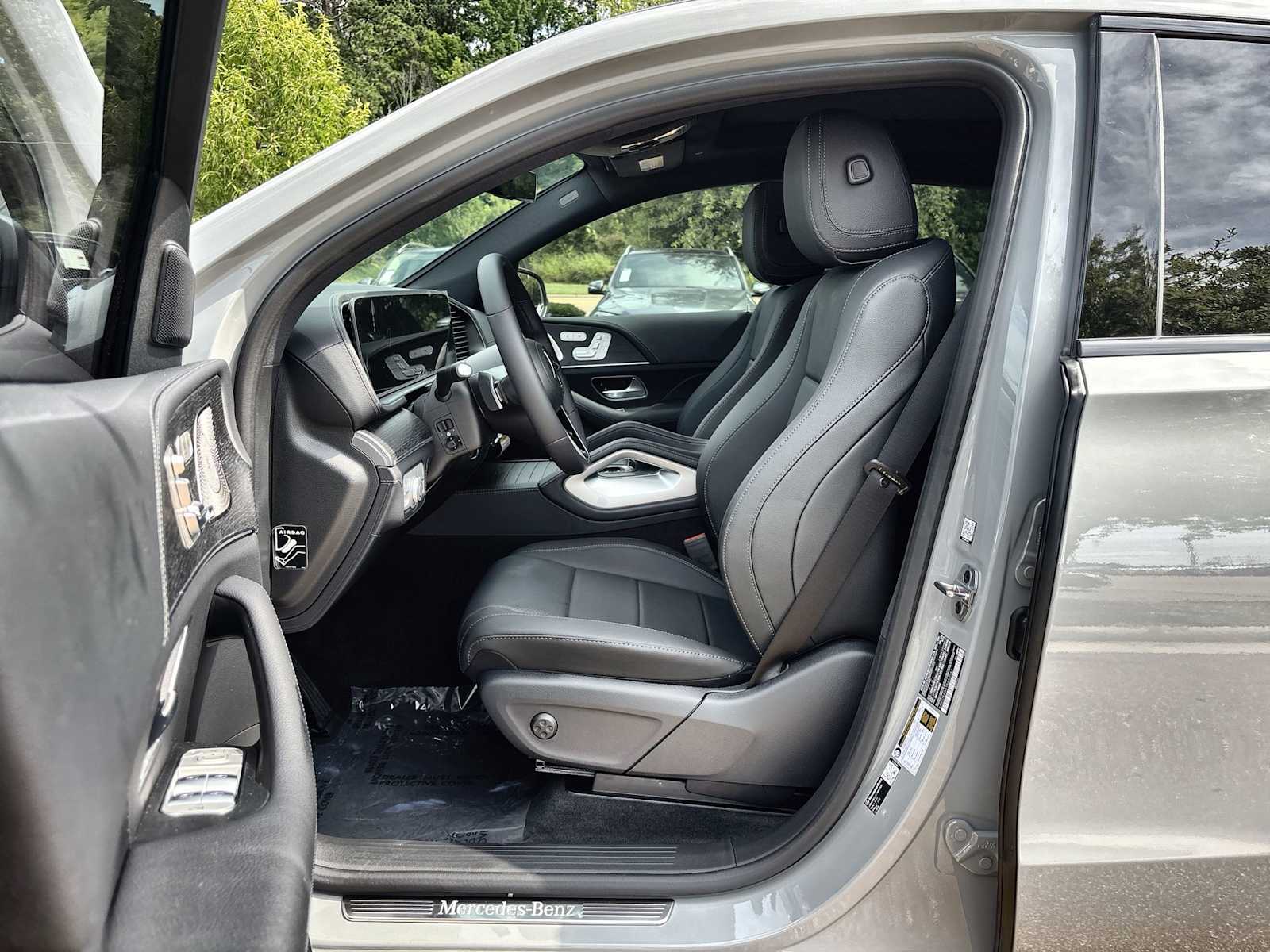 Thumbnail: 2026 Mercedes-Benz GLE - 2