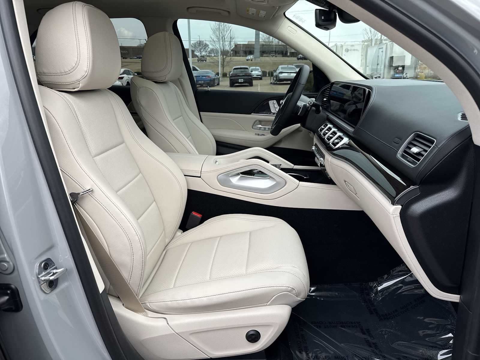 Thumbnail: 2026 Mercedes-Benz GLE - 19