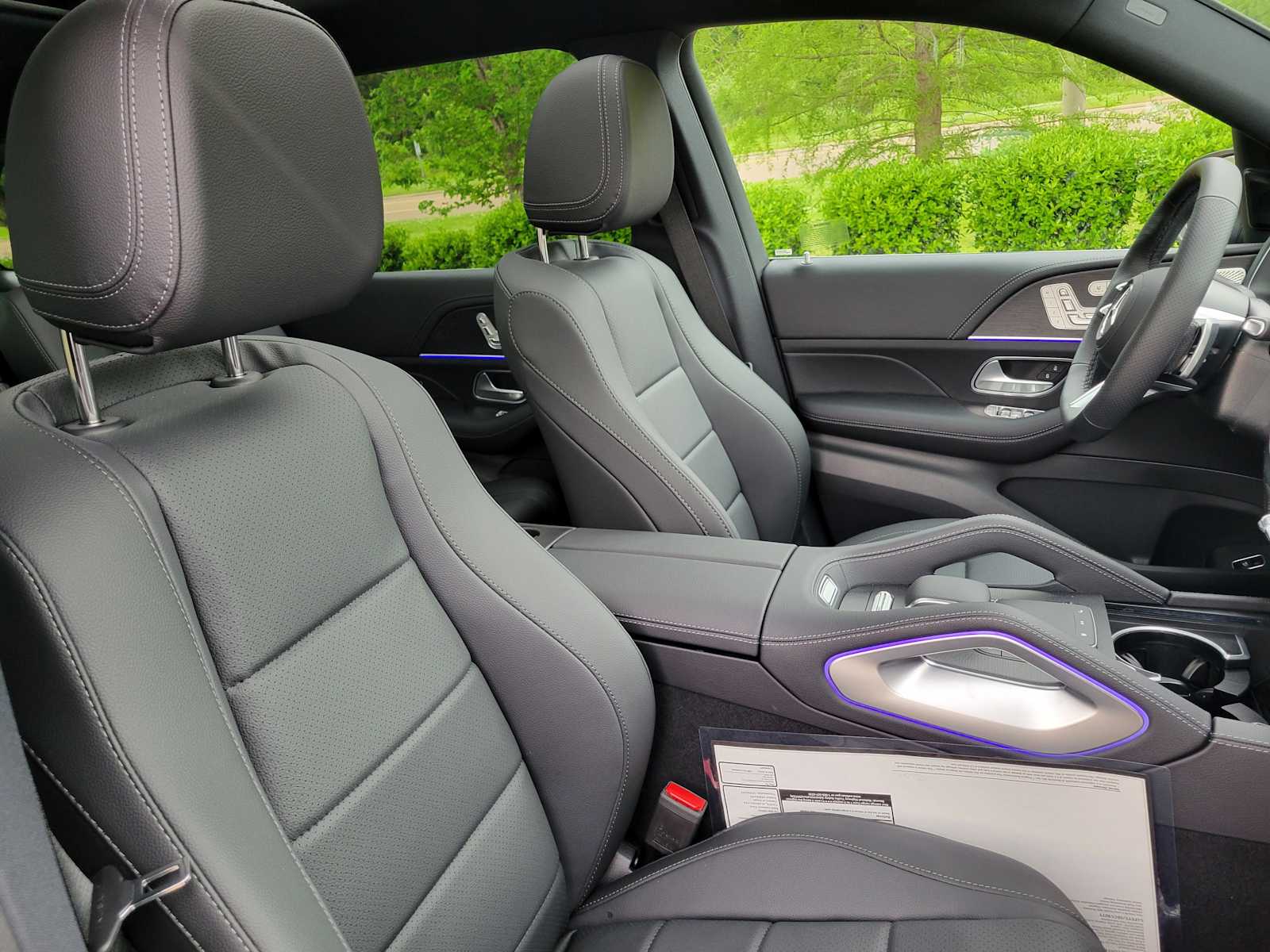 Thumbnail: 2025 Mercedes-Benz GLS - 22