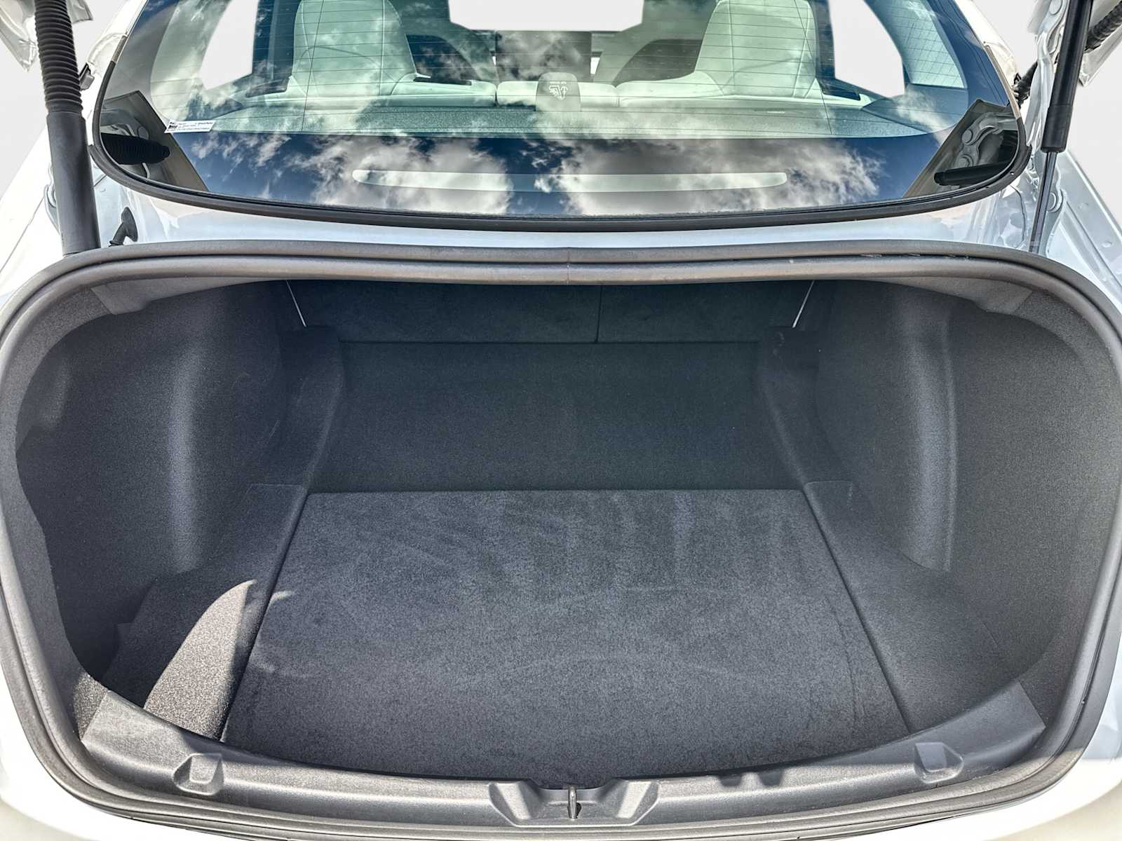 Thumbnail: 2023 Tesla Model 3 - 17