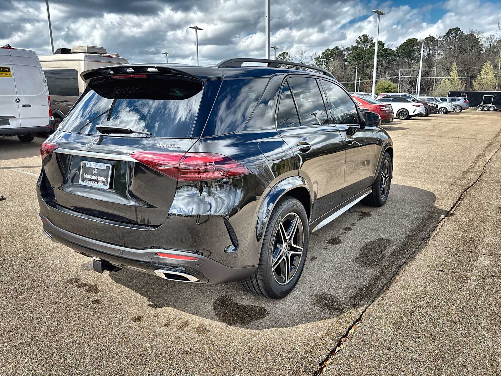 Thumbnail: 2026 Mercedes-Benz GLE - 8