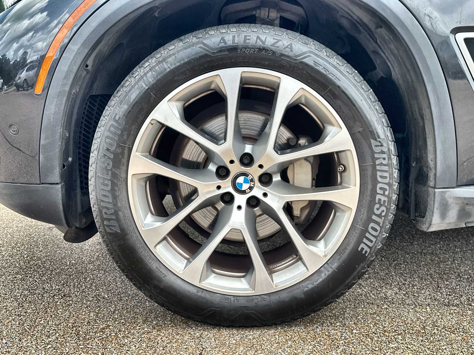 Thumbnail: 2023 BMW X5 - 13