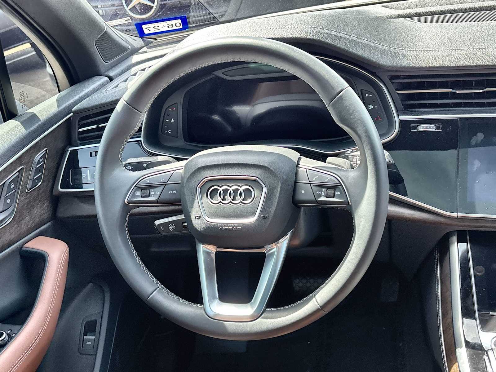 Thumbnail: 2025 Audi Q7 - 21