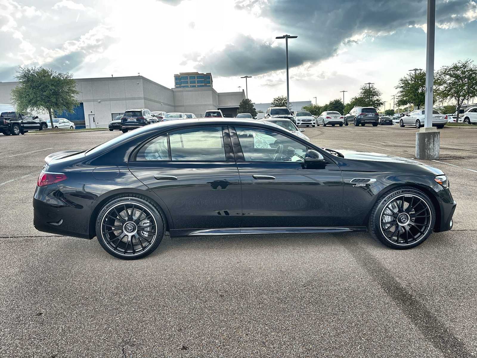 Thumbnail: 2026 Mercedes-Benz E-Class - 10