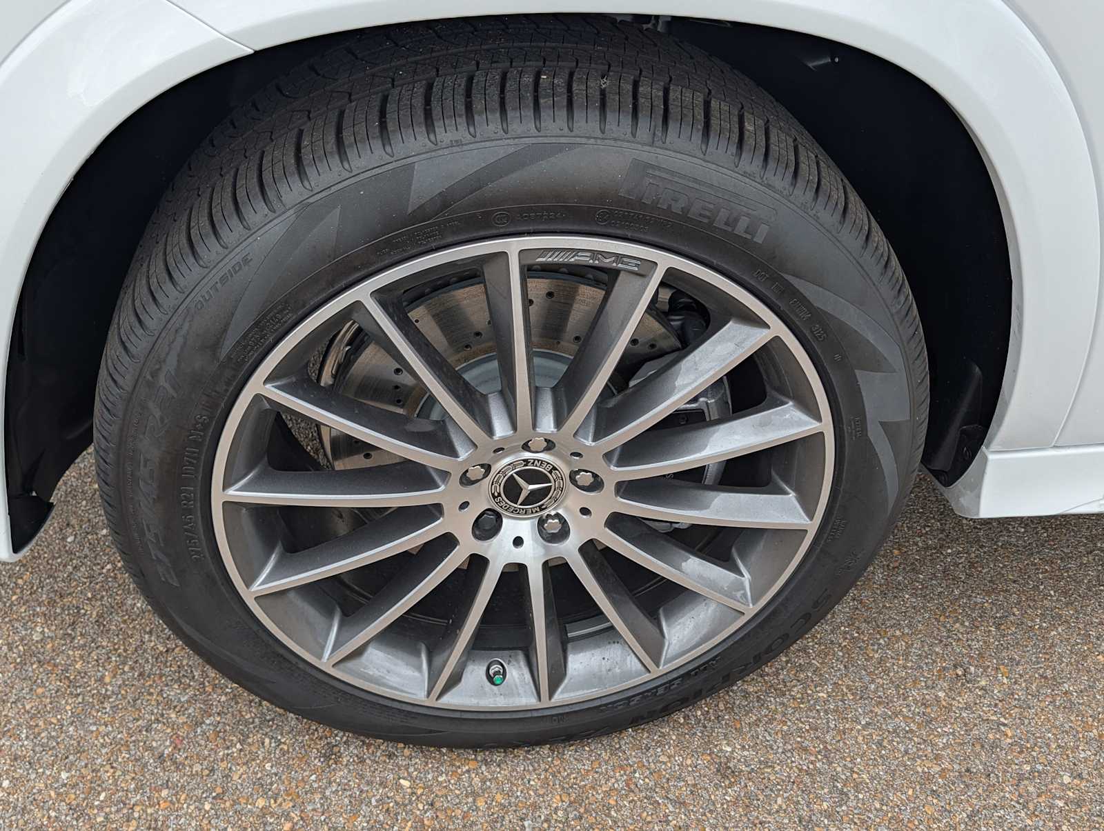 Thumbnail: 2026 Mercedes-Benz GLE - 22