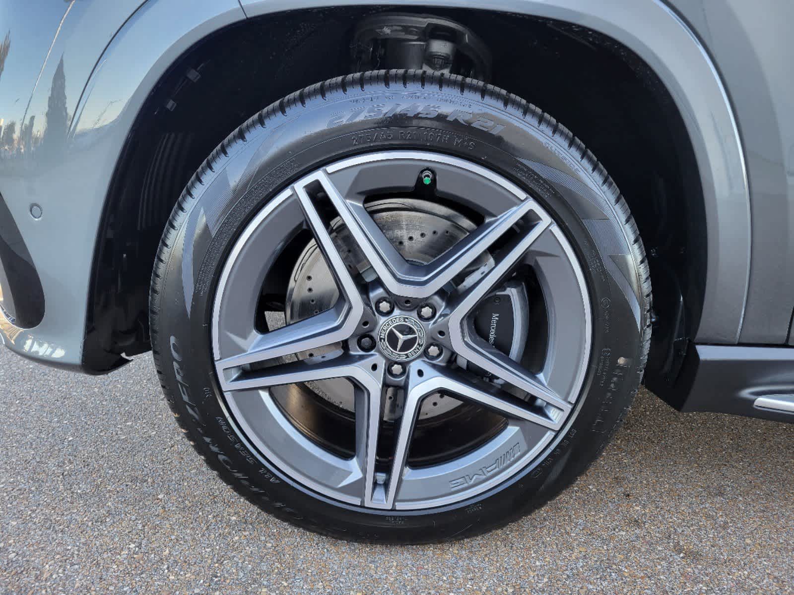 Thumbnail: 2025 Mercedes-Benz GLS - 29