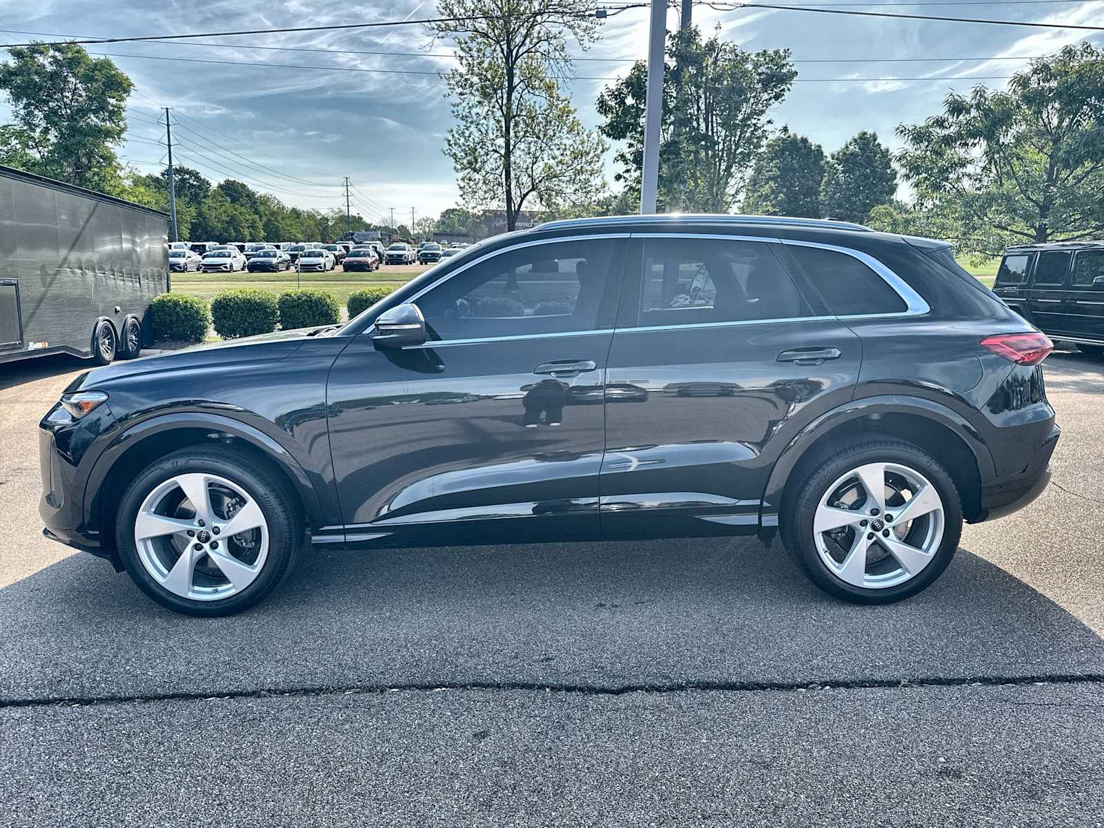 Thumbnail: 2025 Audi Q5 - 5