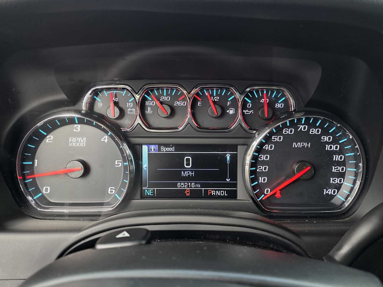 Thumbnail: 2019 Chevrolet Tahoe - 11