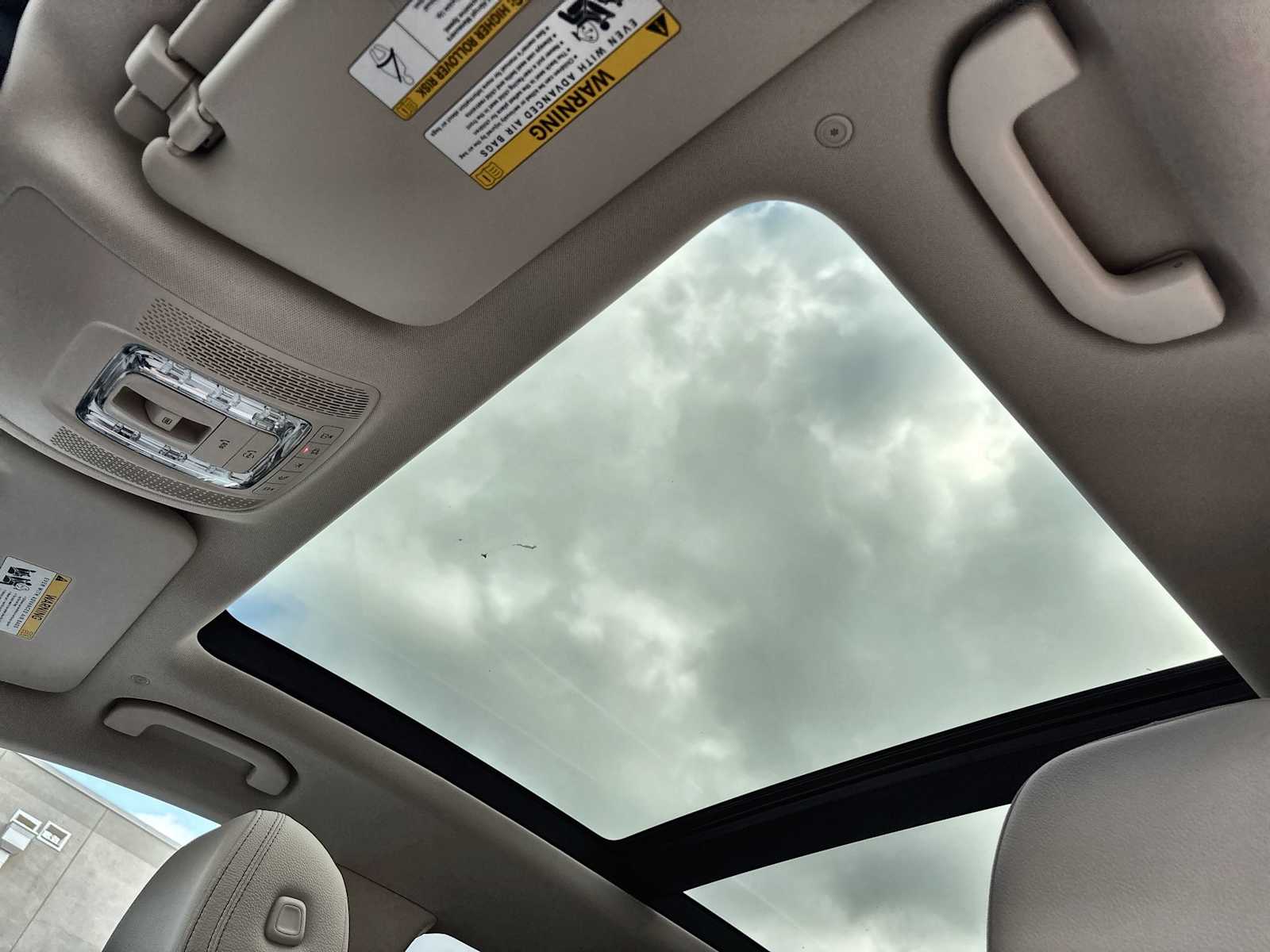 Thumbnail: 2026 Mercedes-Benz GLE - 28