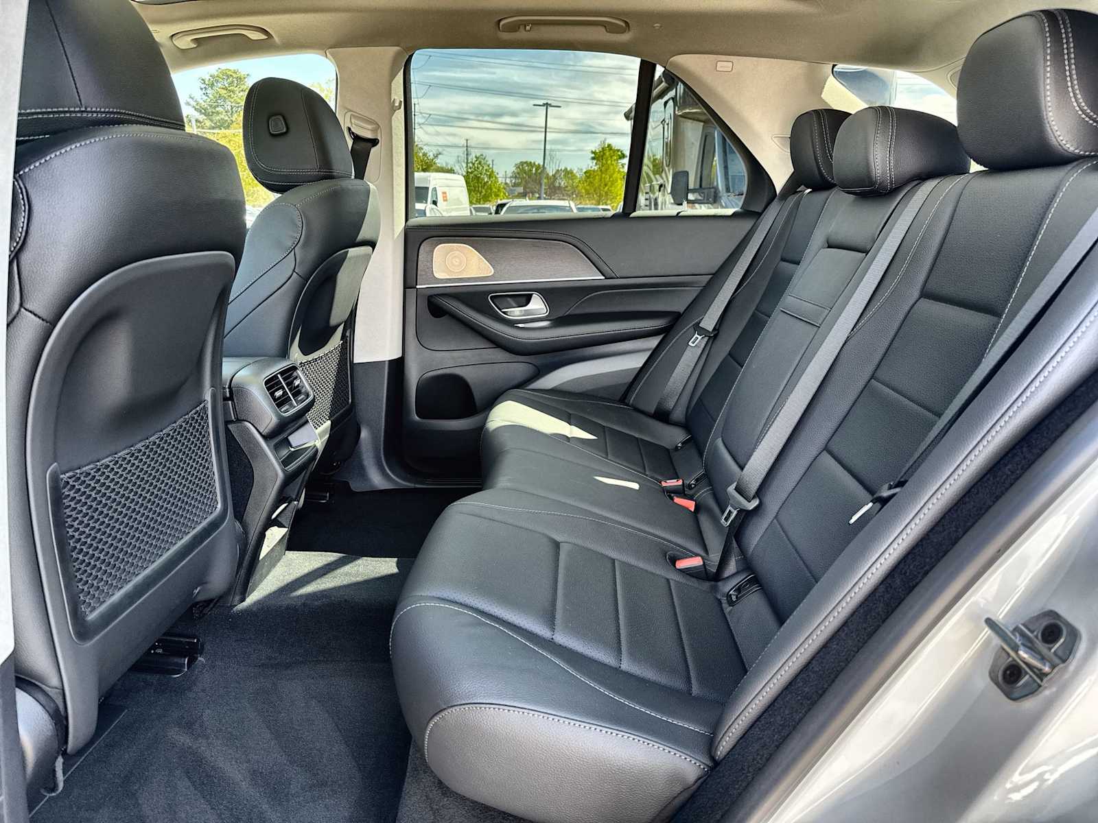 Thumbnail: 2026 Mercedes-Benz GLE - 4