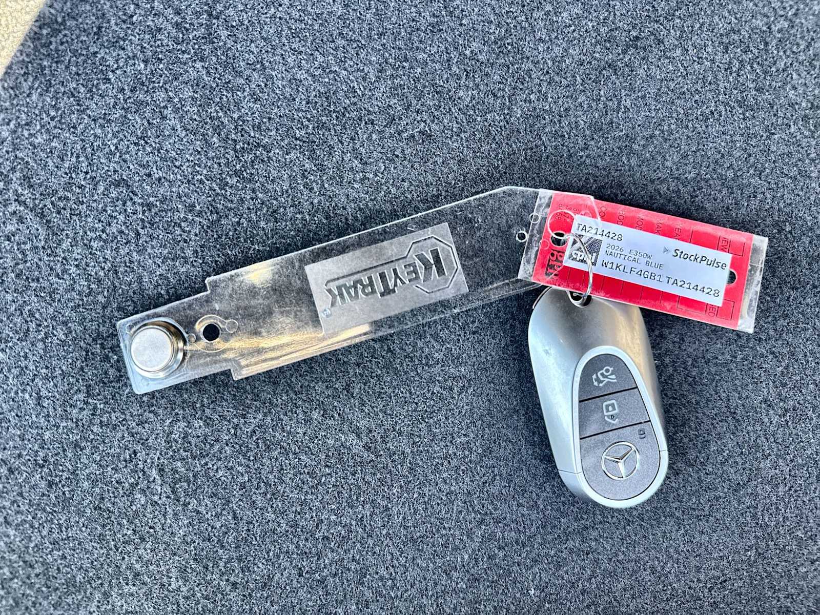 Thumbnail: 2026 Mercedes-Benz E-Class - 26