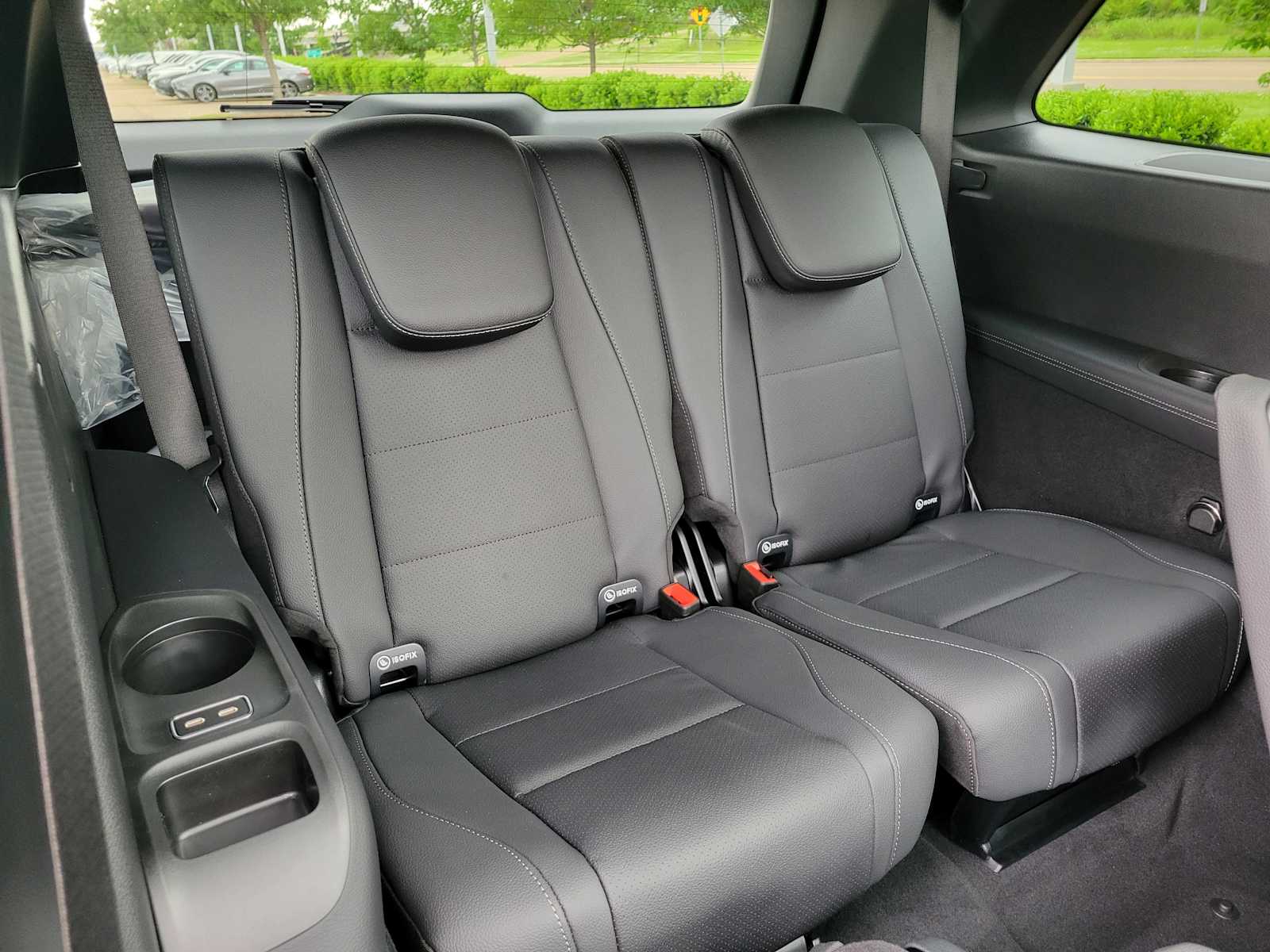 Thumbnail: 2025 Mercedes-Benz GLS - 24