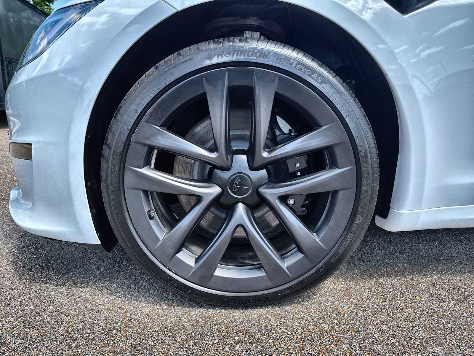 Thumbnail: 2024 Tesla Model S - 14