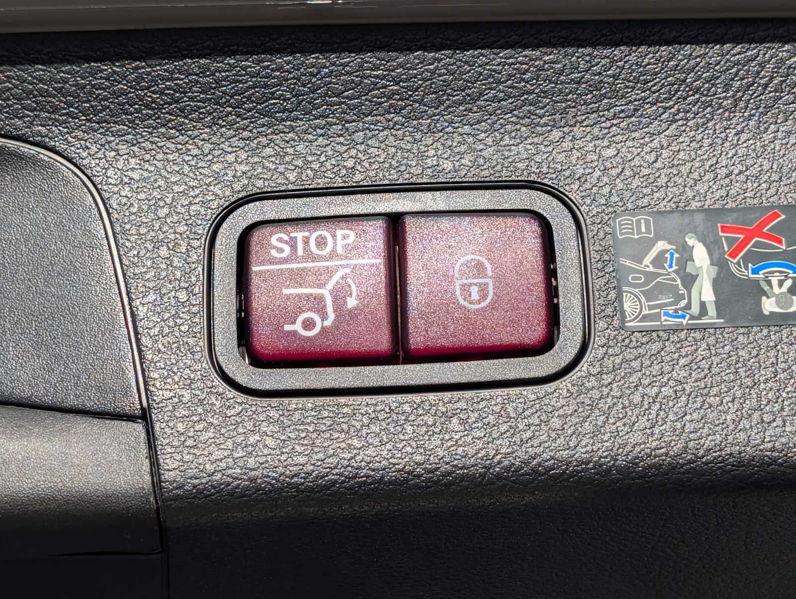 Thumbnail: 2025 Mercedes-Benz GLS - 30