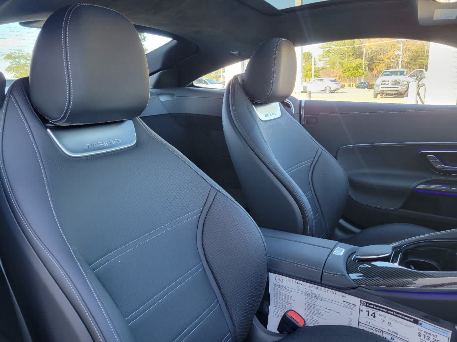 Thumbnail: 2025 Mercedes-Benz AMG GT - 22