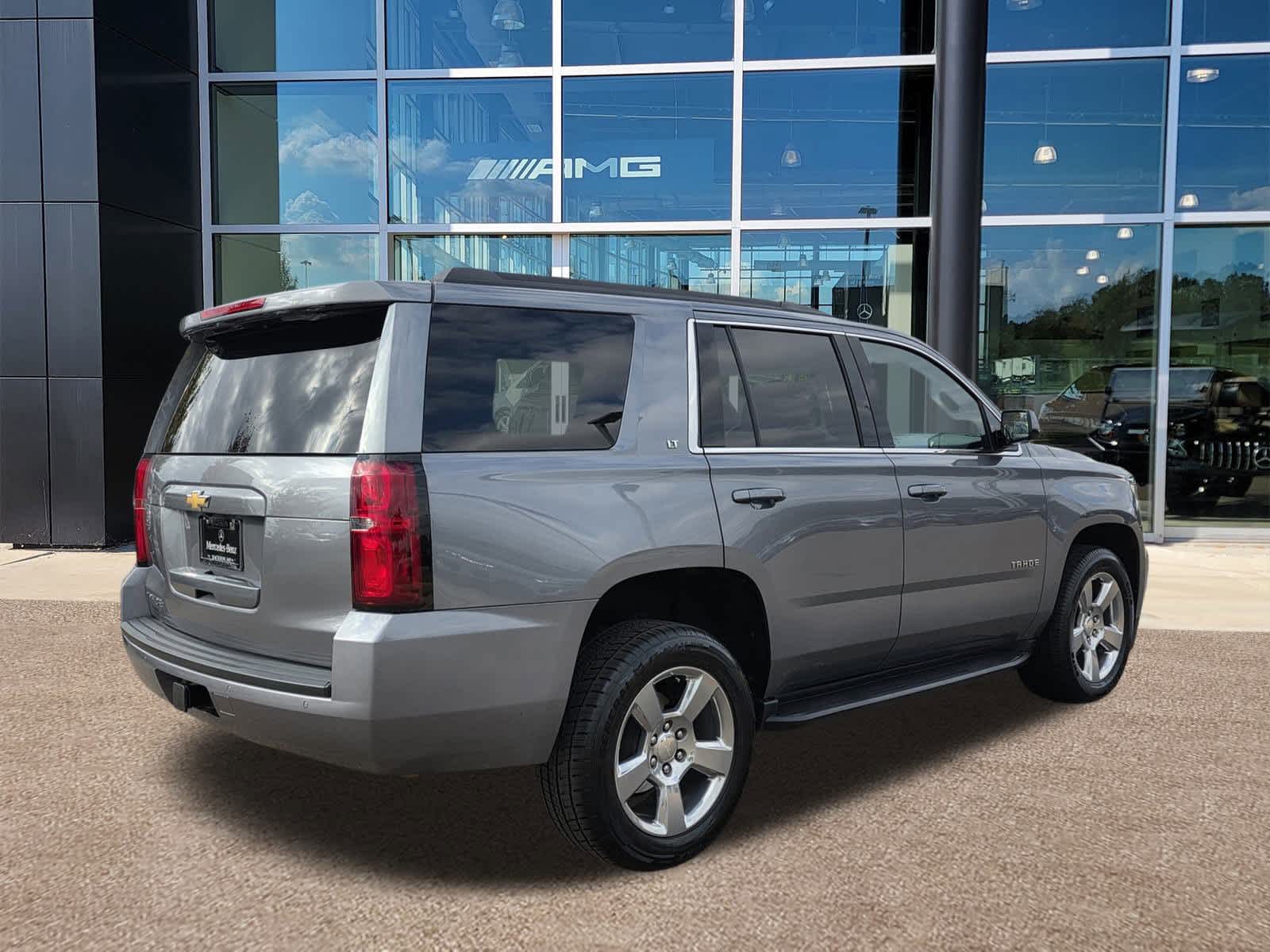 Thumbnail: 2019 Chevrolet Tahoe - 5