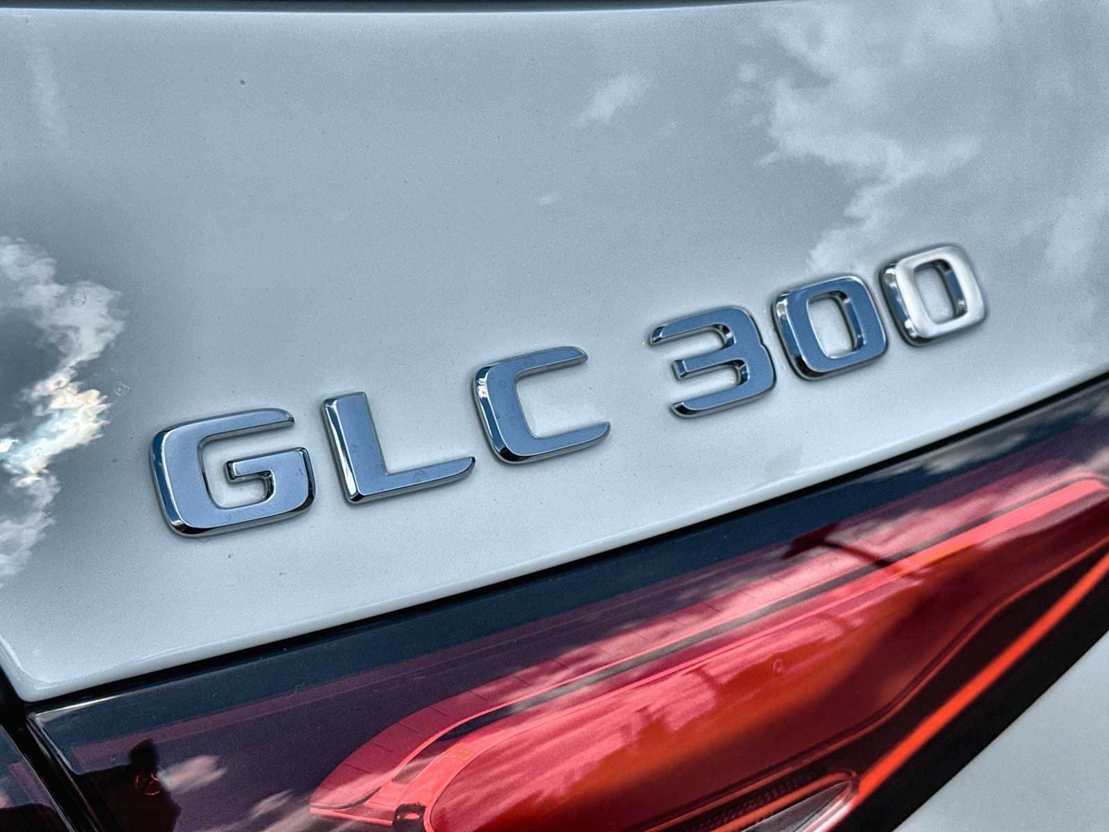 Thumbnail: 2026 Mercedes-Benz GLC - 15