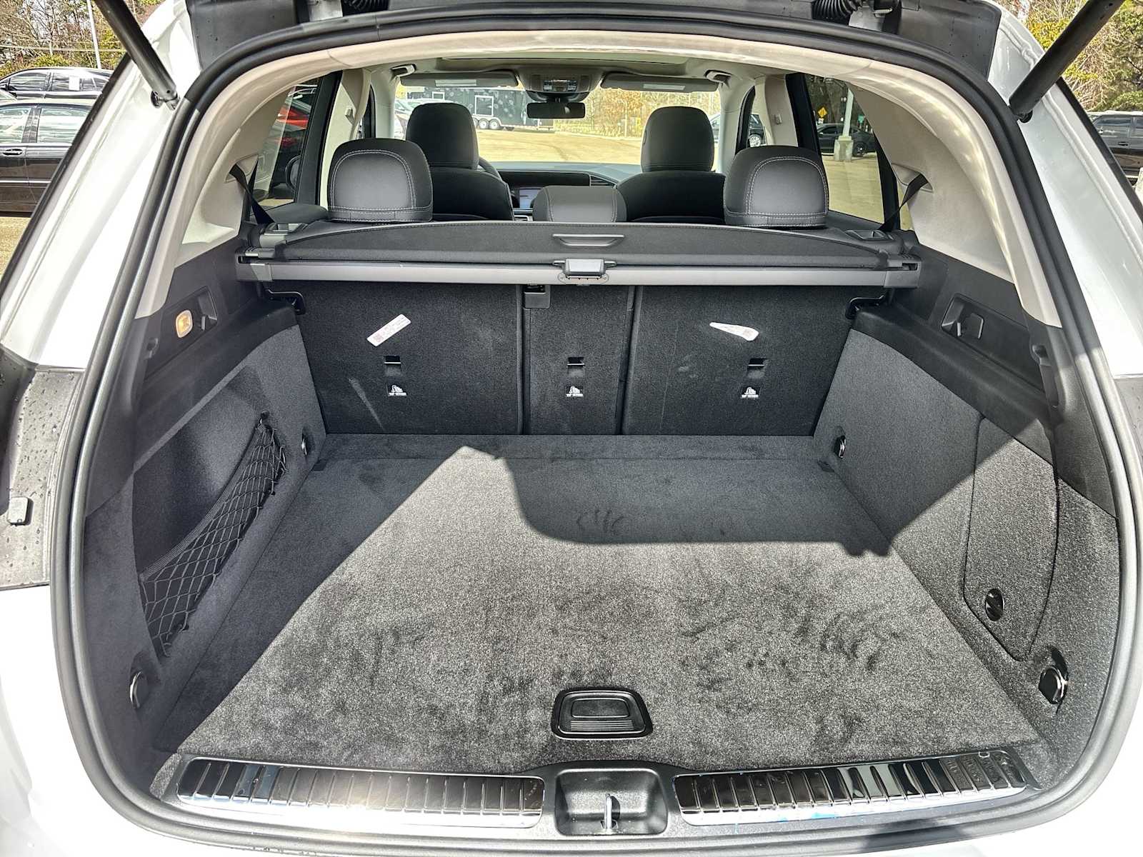 Thumbnail: 2026 Mercedes-Benz GLE - 17