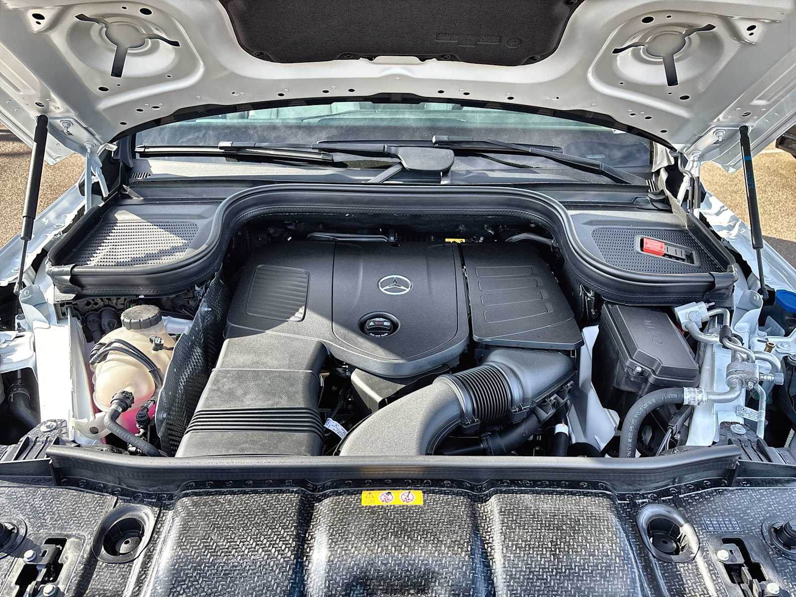 Thumbnail: 2026 Mercedes-Benz GLE - 13