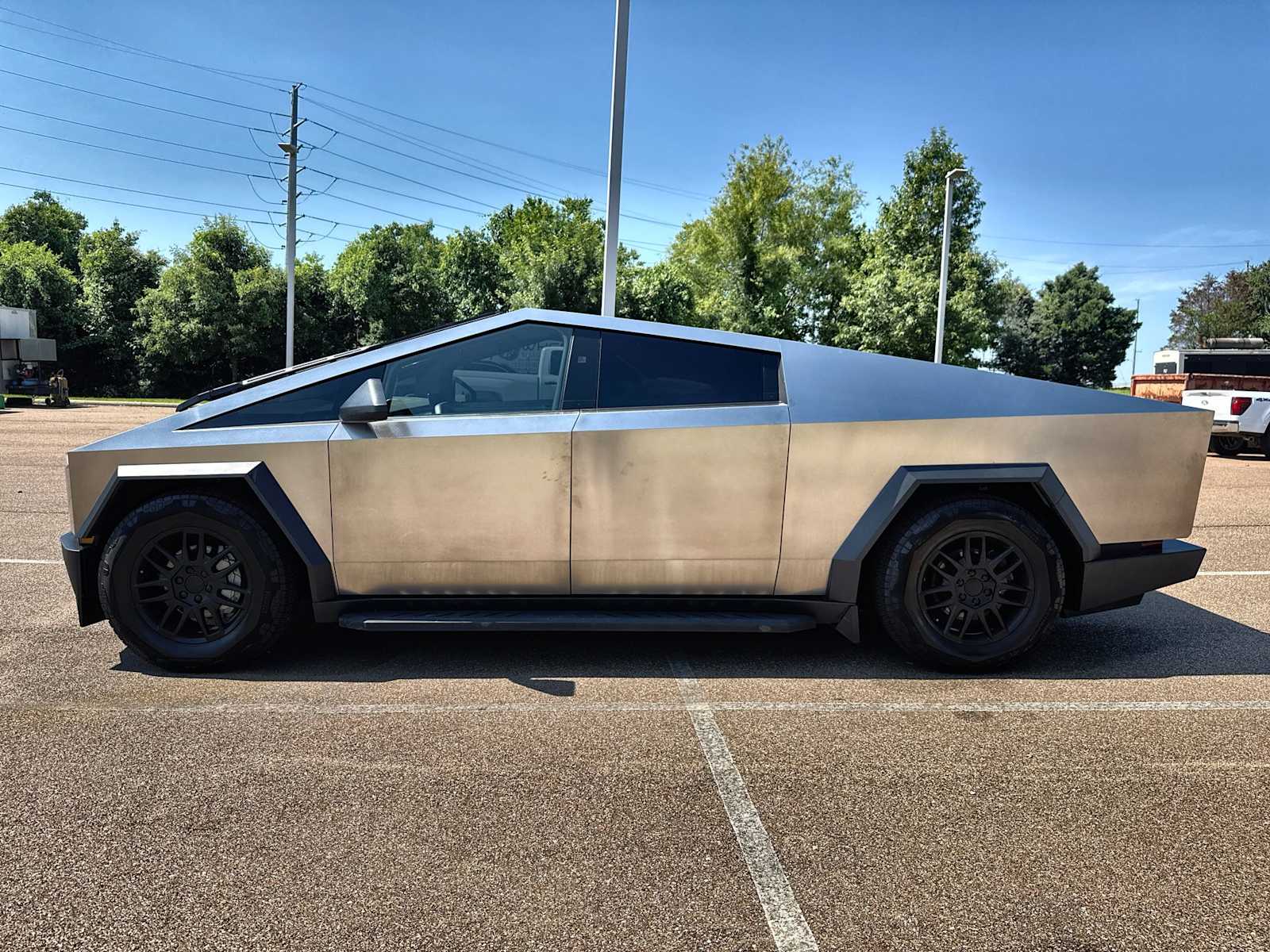 Thumbnail: 2024 Tesla Cybertruck - 4