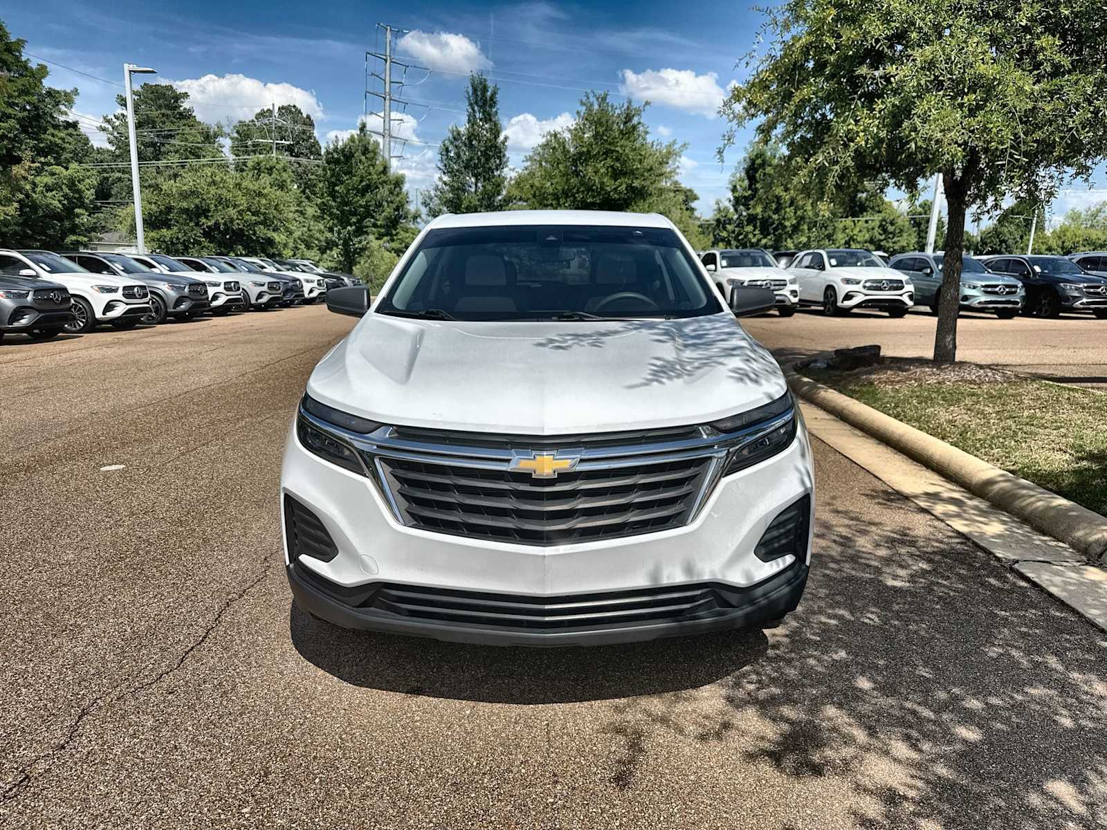Thumbnail: 2022 Chevrolet Equinox - 12