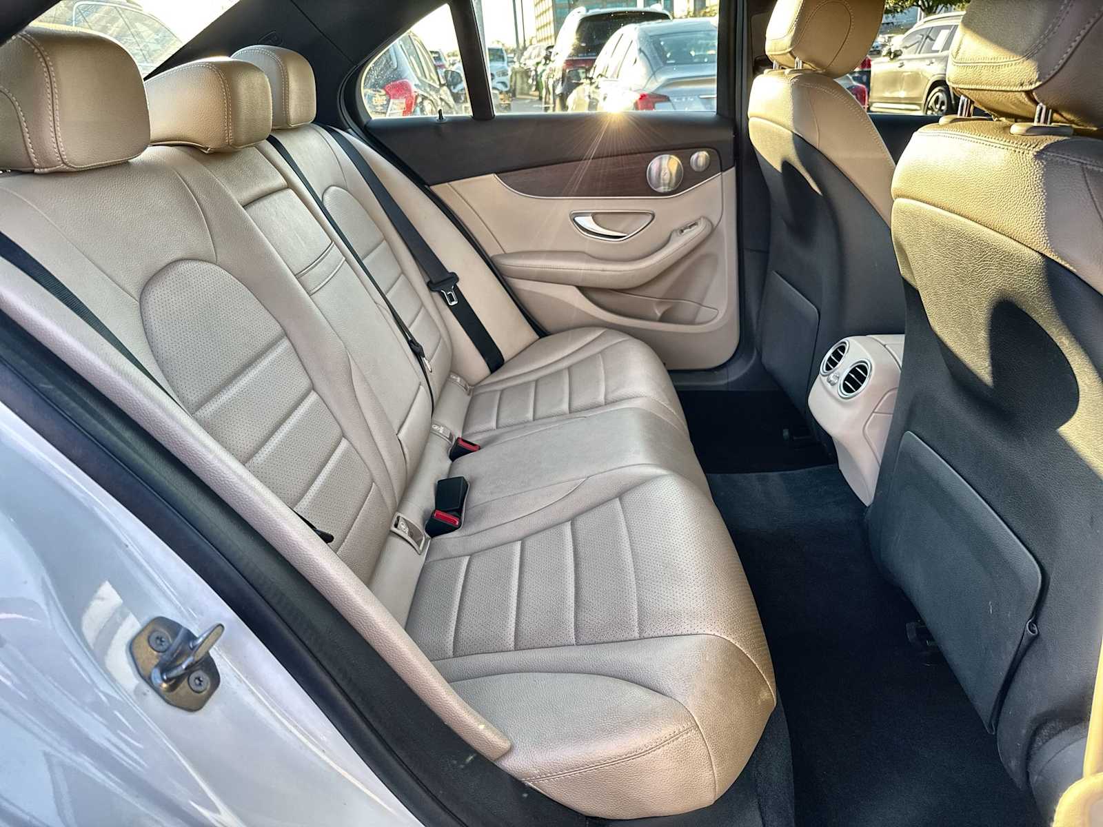 Thumbnail: 2020 Mercedes-Benz C-Class - 19