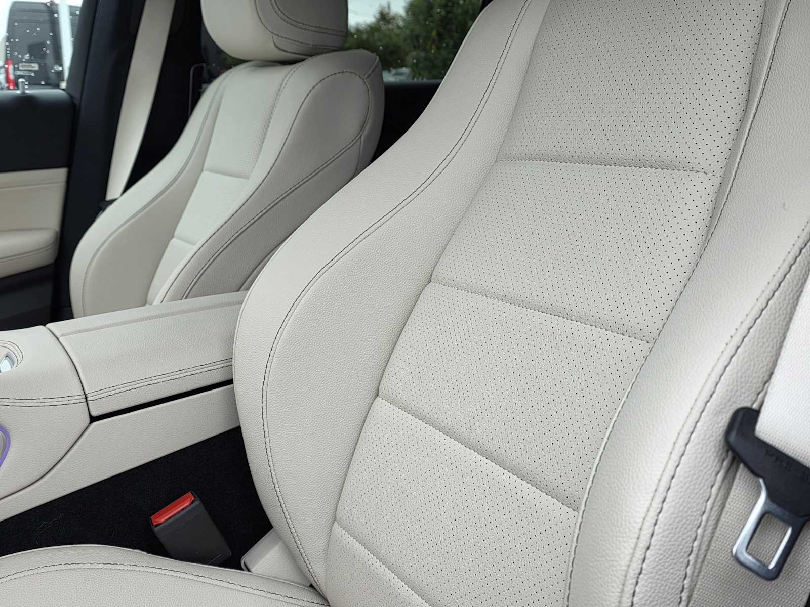 Thumbnail: 2025 Mercedes-Benz GLS - 13