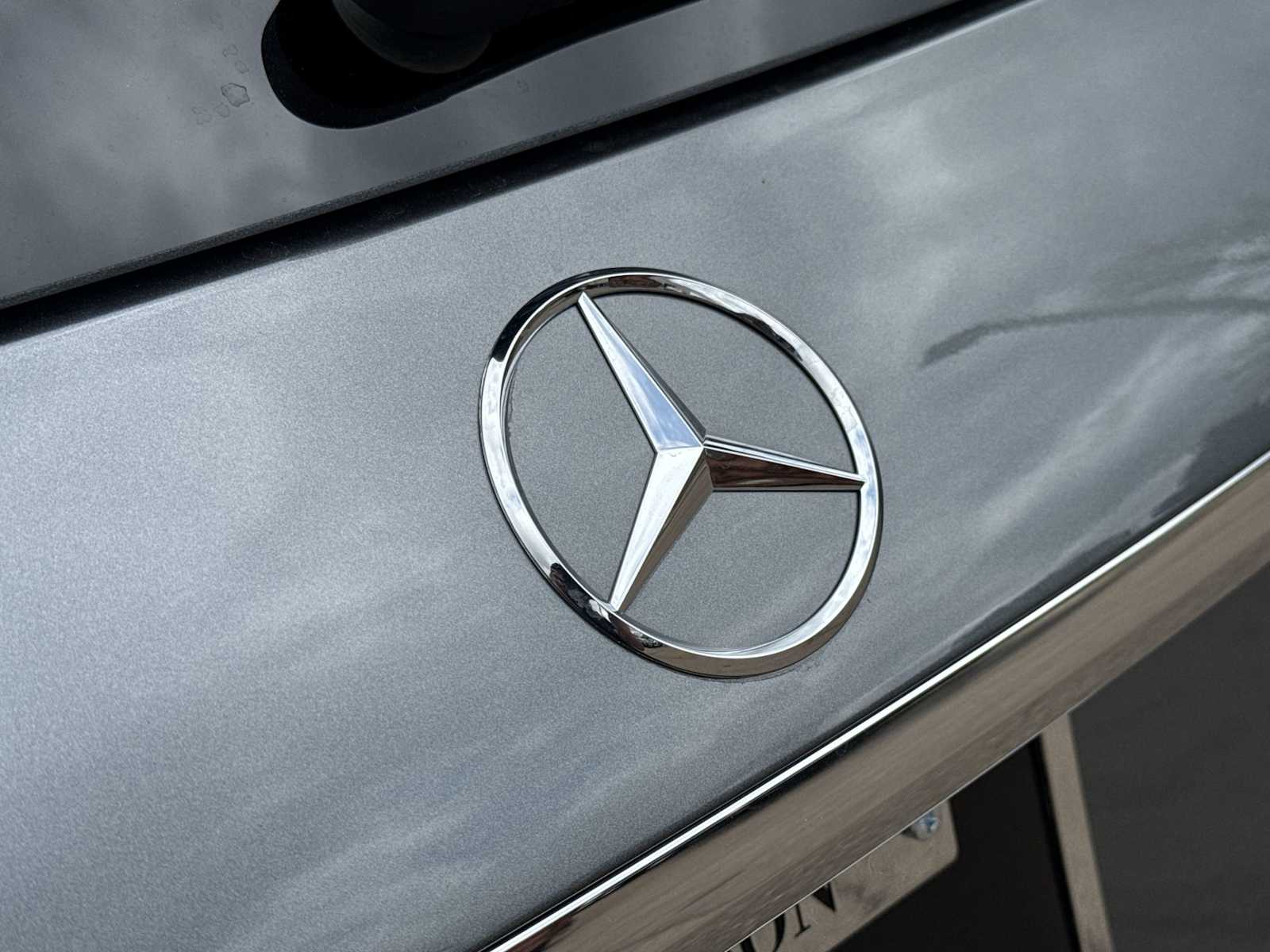 Thumbnail: 2026 Mercedes-Benz GLE - 10