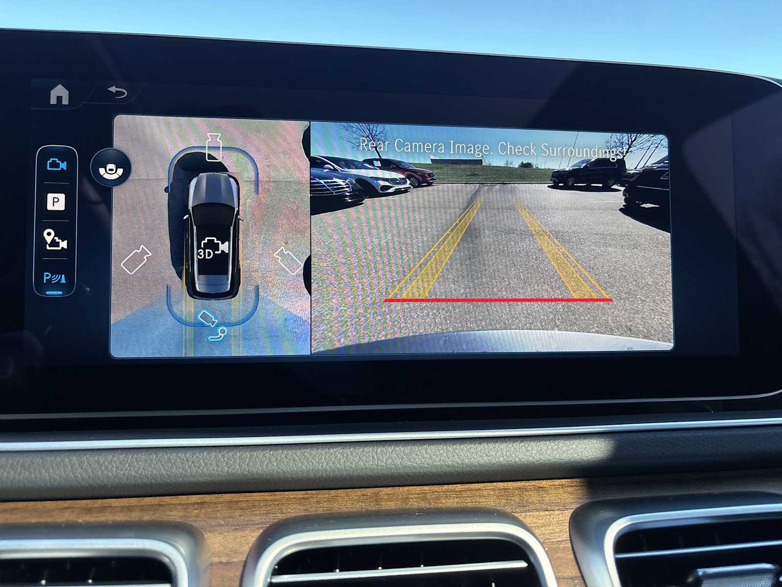 Thumbnail: 2026 Mercedes-Benz GLE - 23