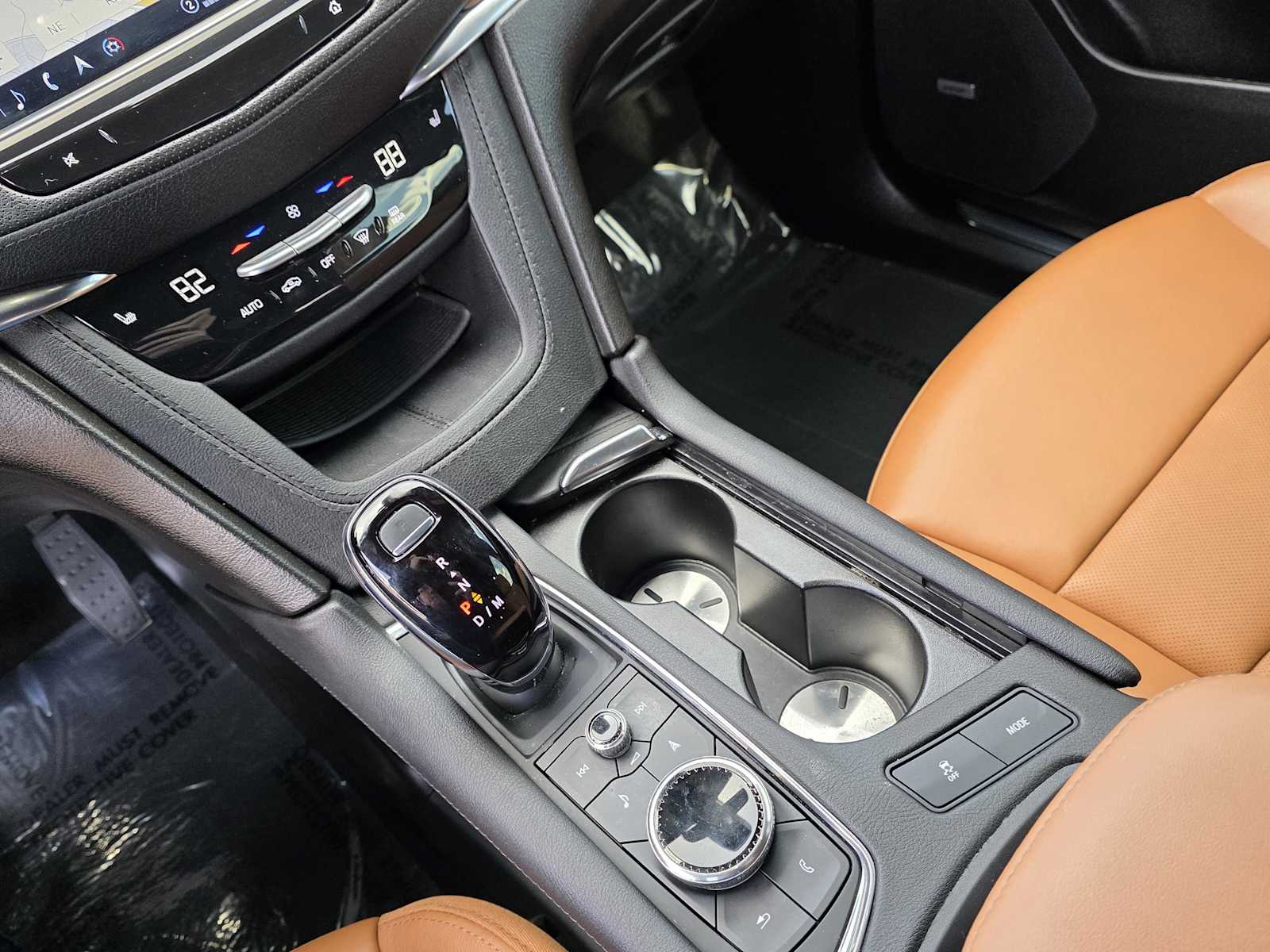 Thumbnail: 2023 Cadillac XT5 - 18