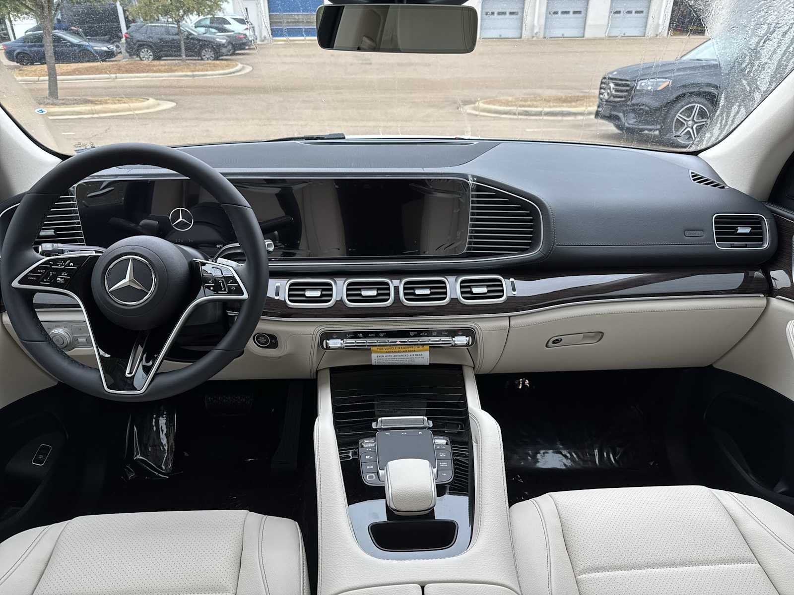 Thumbnail: 2026 Mercedes-Benz GLE - 14