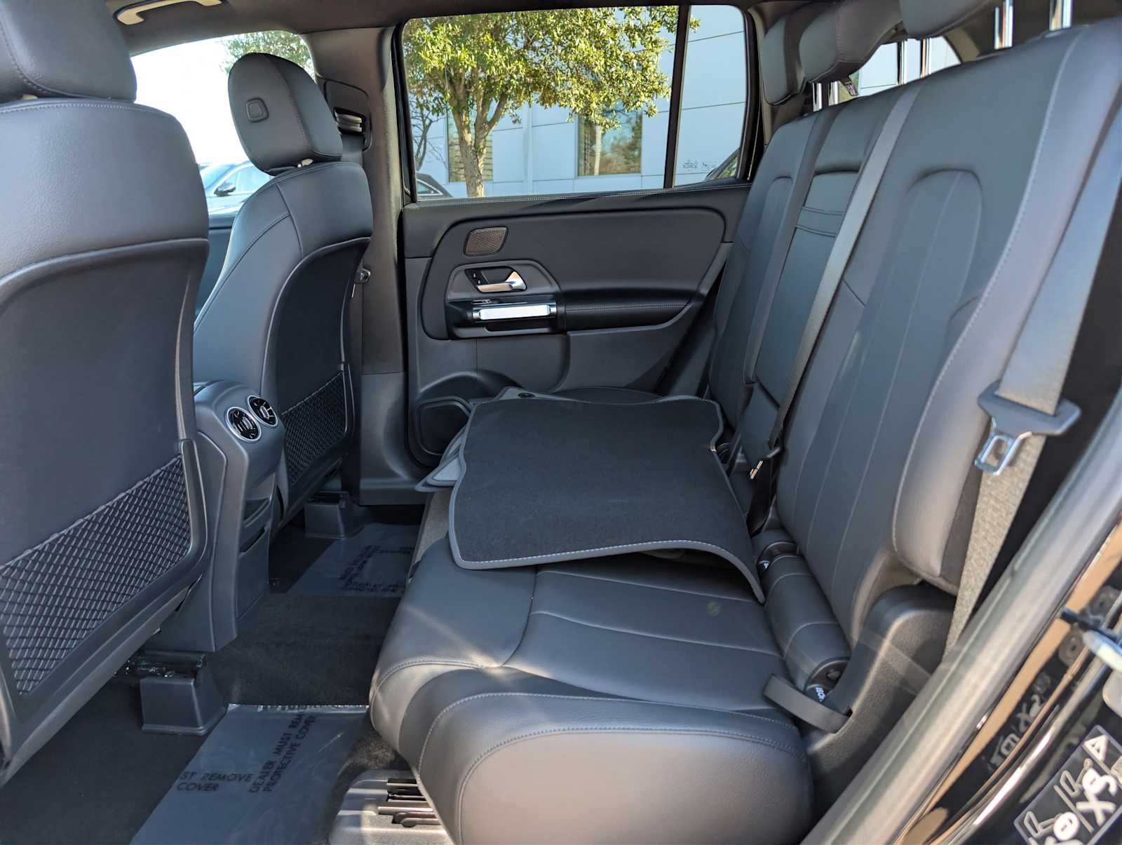 Thumbnail: 2026 Mercedes-Benz GLB - 19