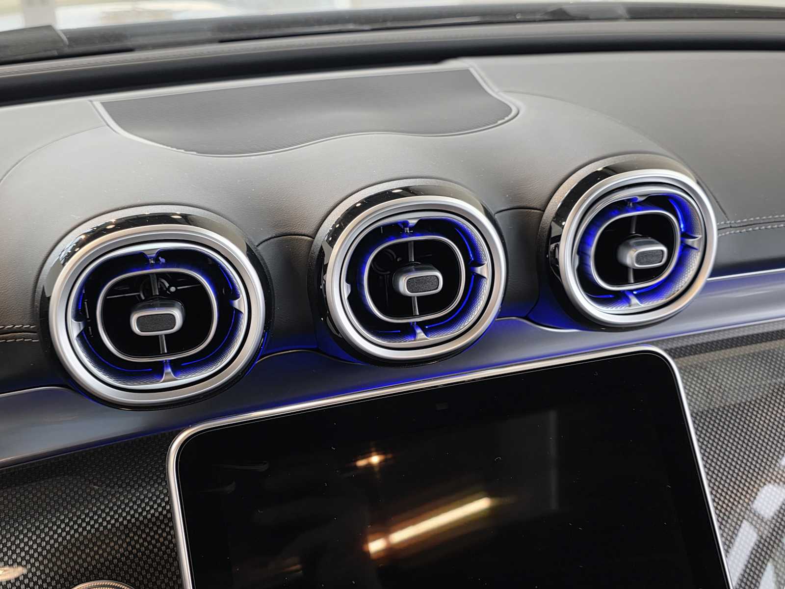 Thumbnail: 2026 Mercedes-Benz CLE - 23