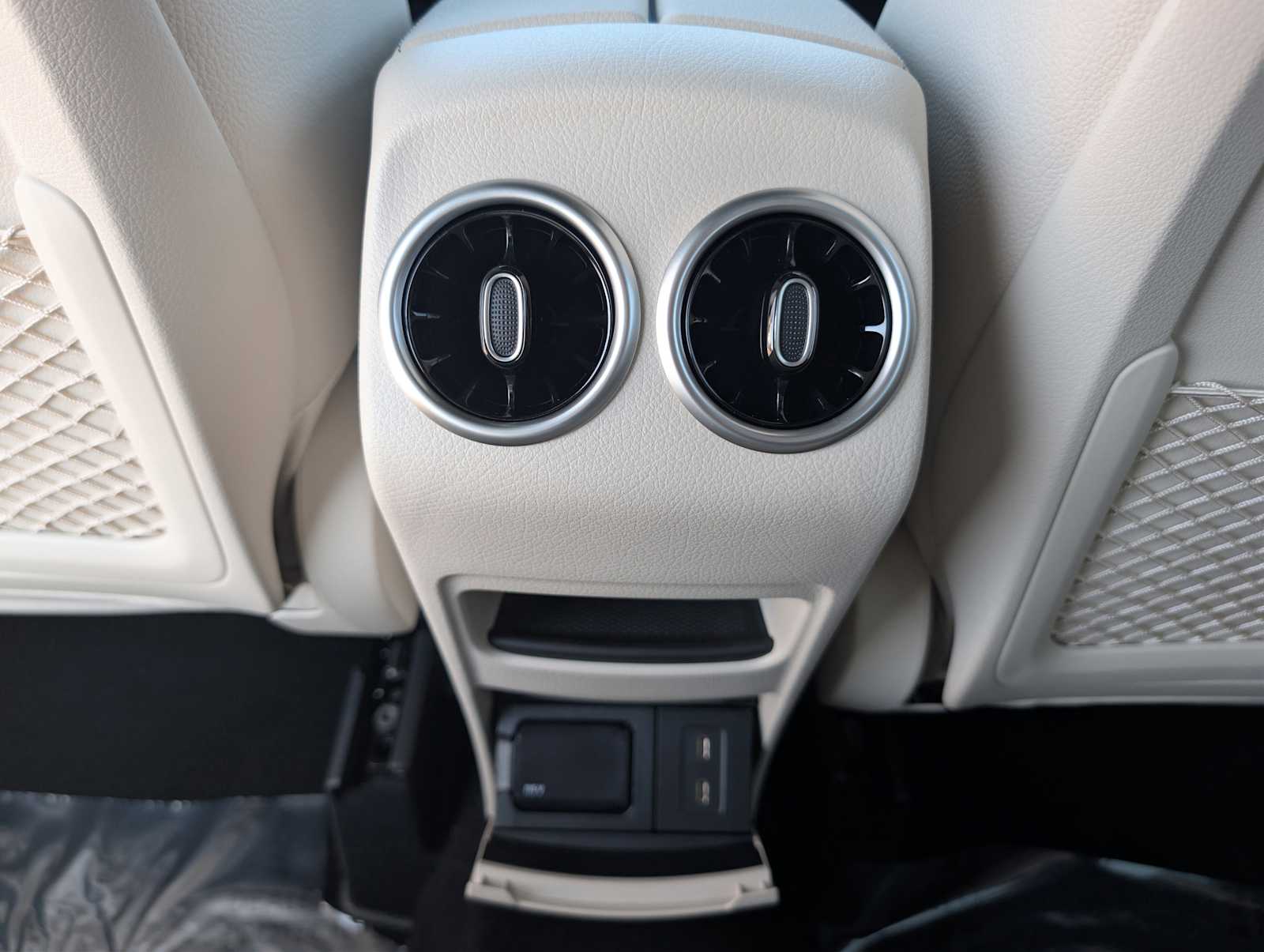 Thumbnail: 2026 Mercedes-Benz GLA - 26