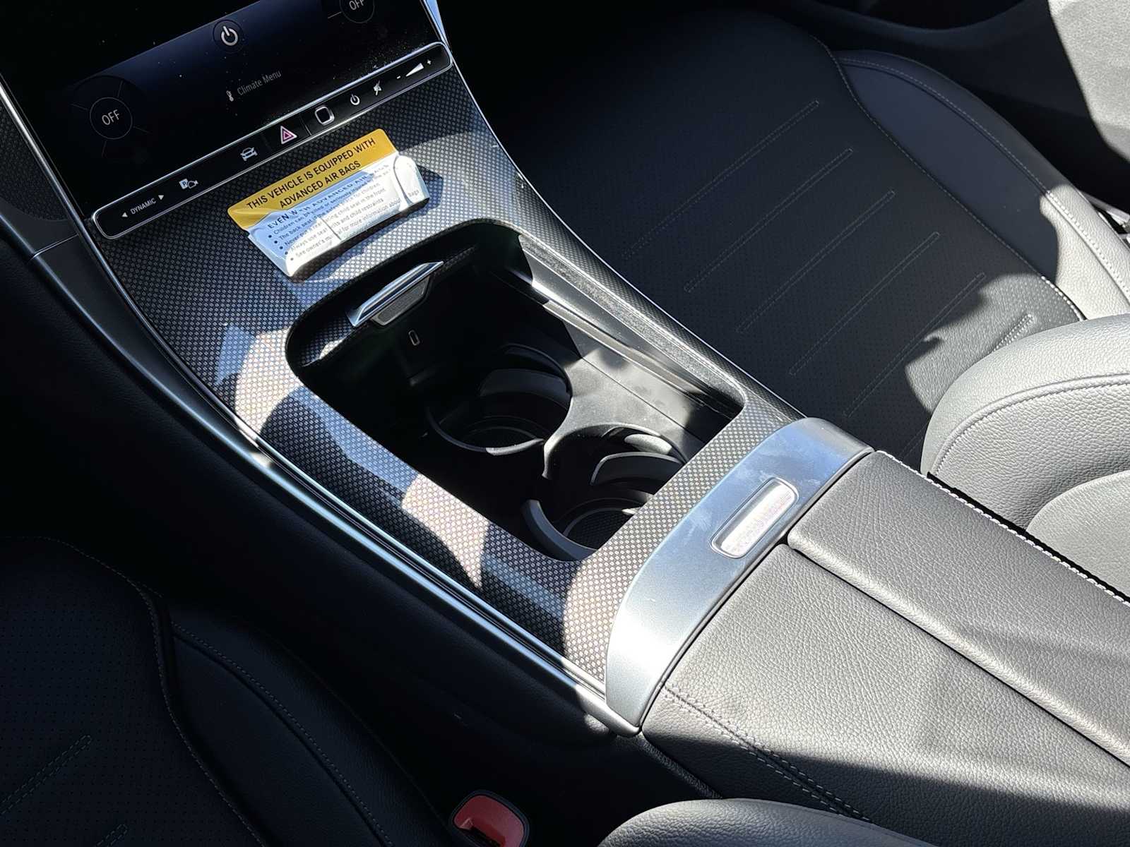 Thumbnail: 2026 Mercedes-Benz GLC - 22