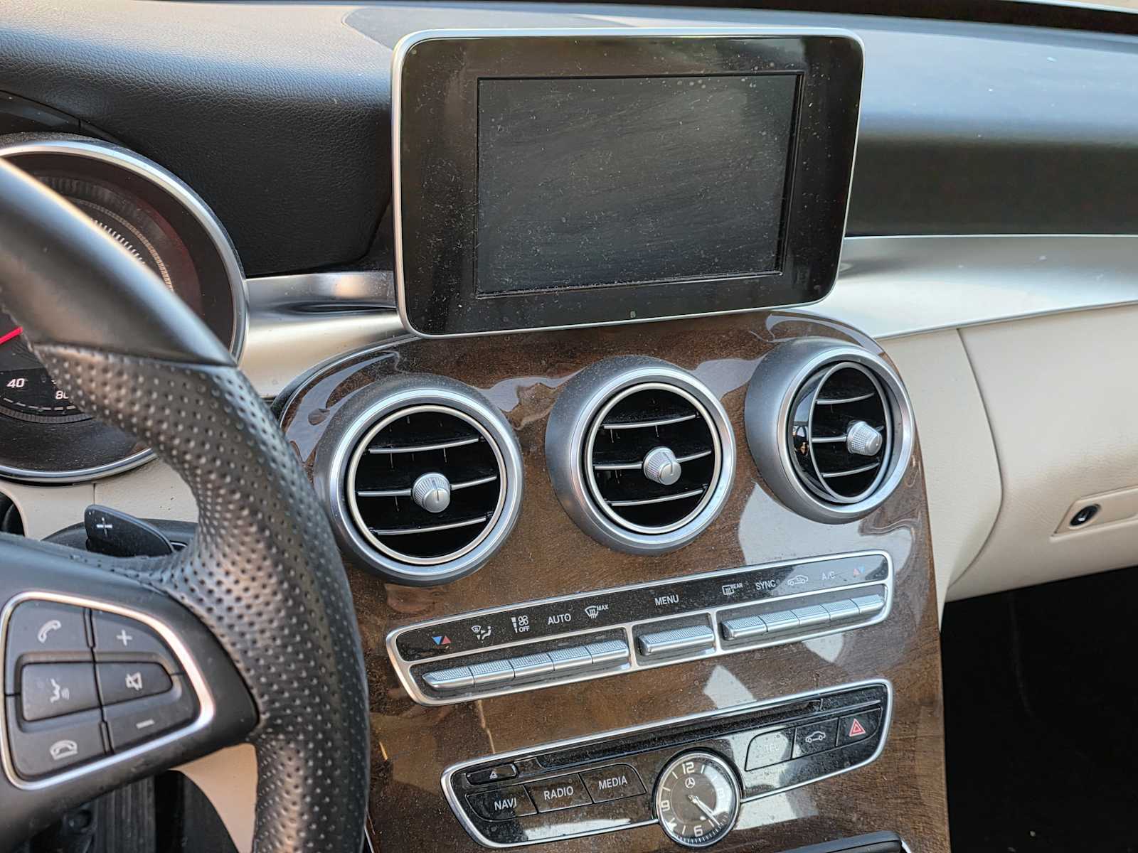 Thumbnail: 2017 Mercedes-Benz C-Class - 7