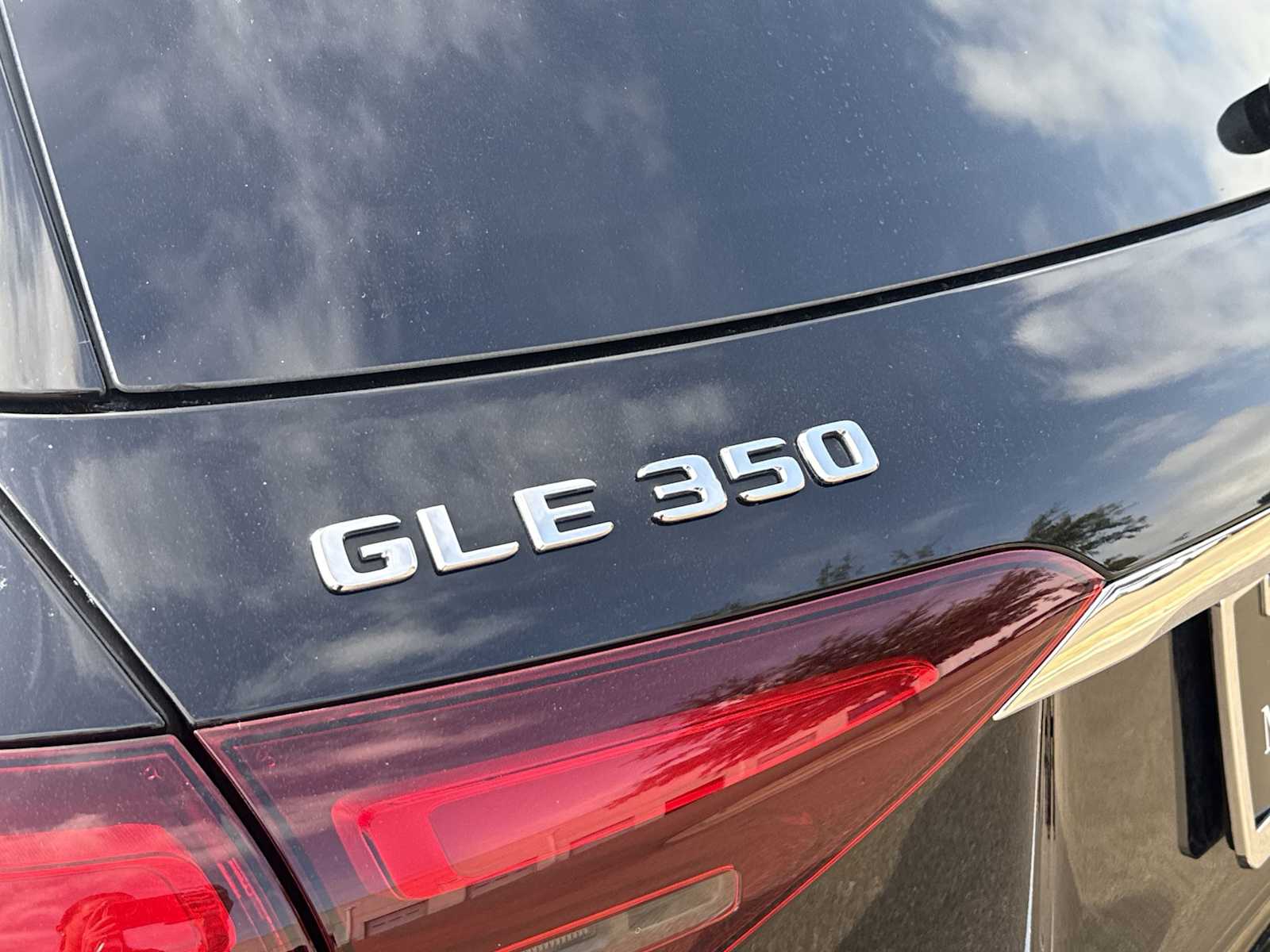 Thumbnail: 2026 Mercedes-Benz GLE - 11