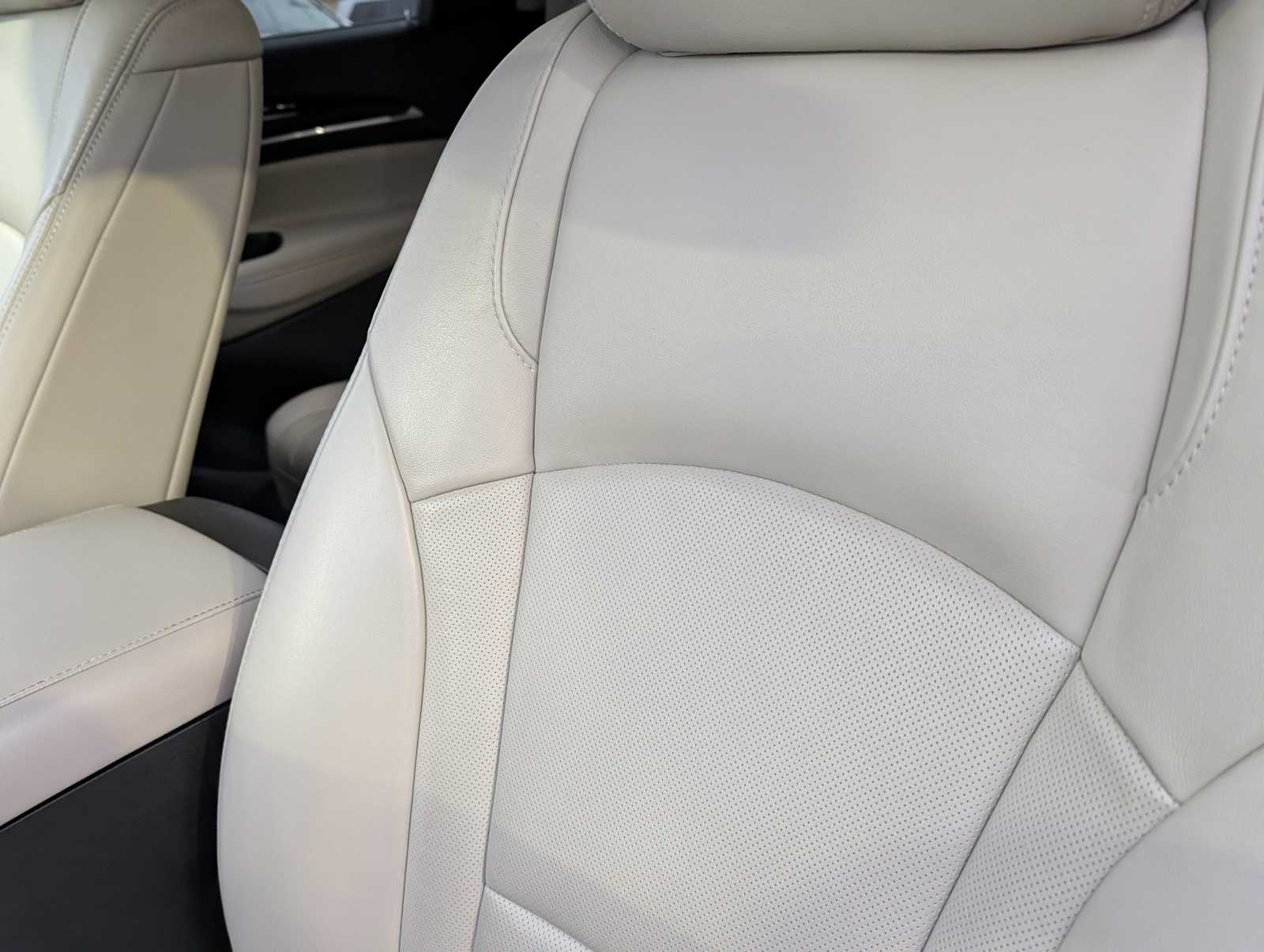 Thumbnail: 2021 Buick Enclave - 25