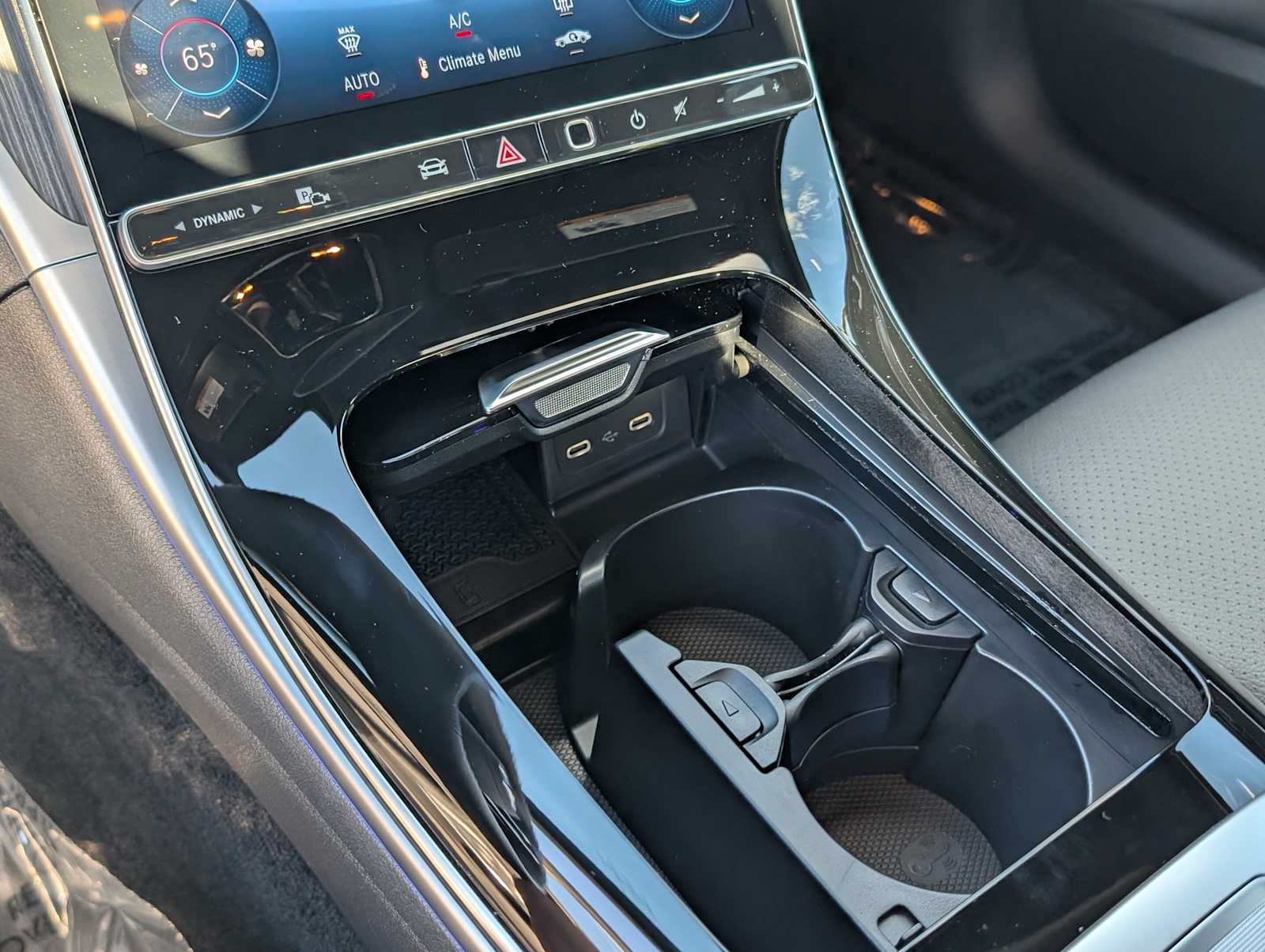 Thumbnail: 2026 Mercedes-Benz C-Class - 14