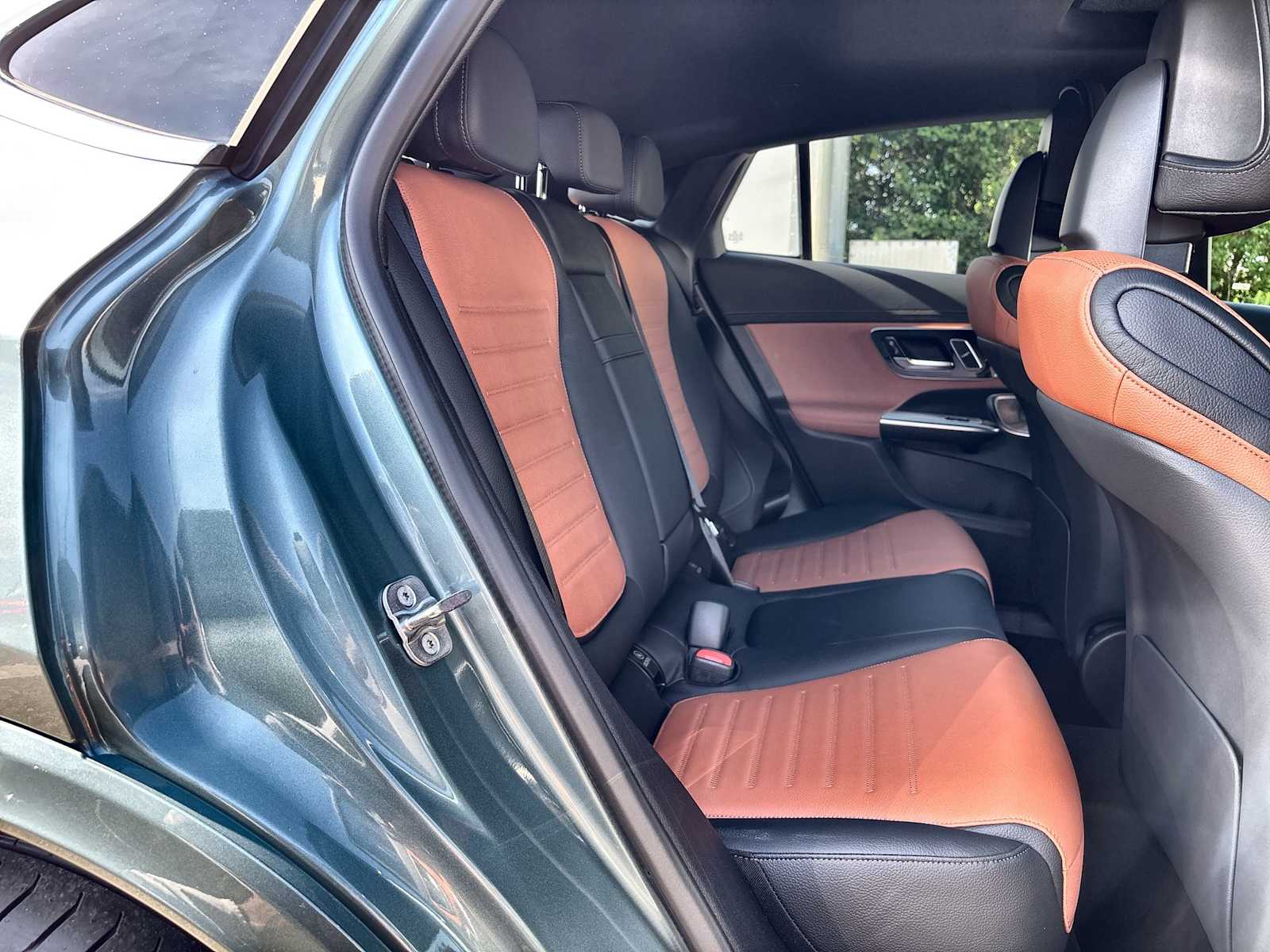 Thumbnail: 2026 Mercedes-Benz GLC - 19