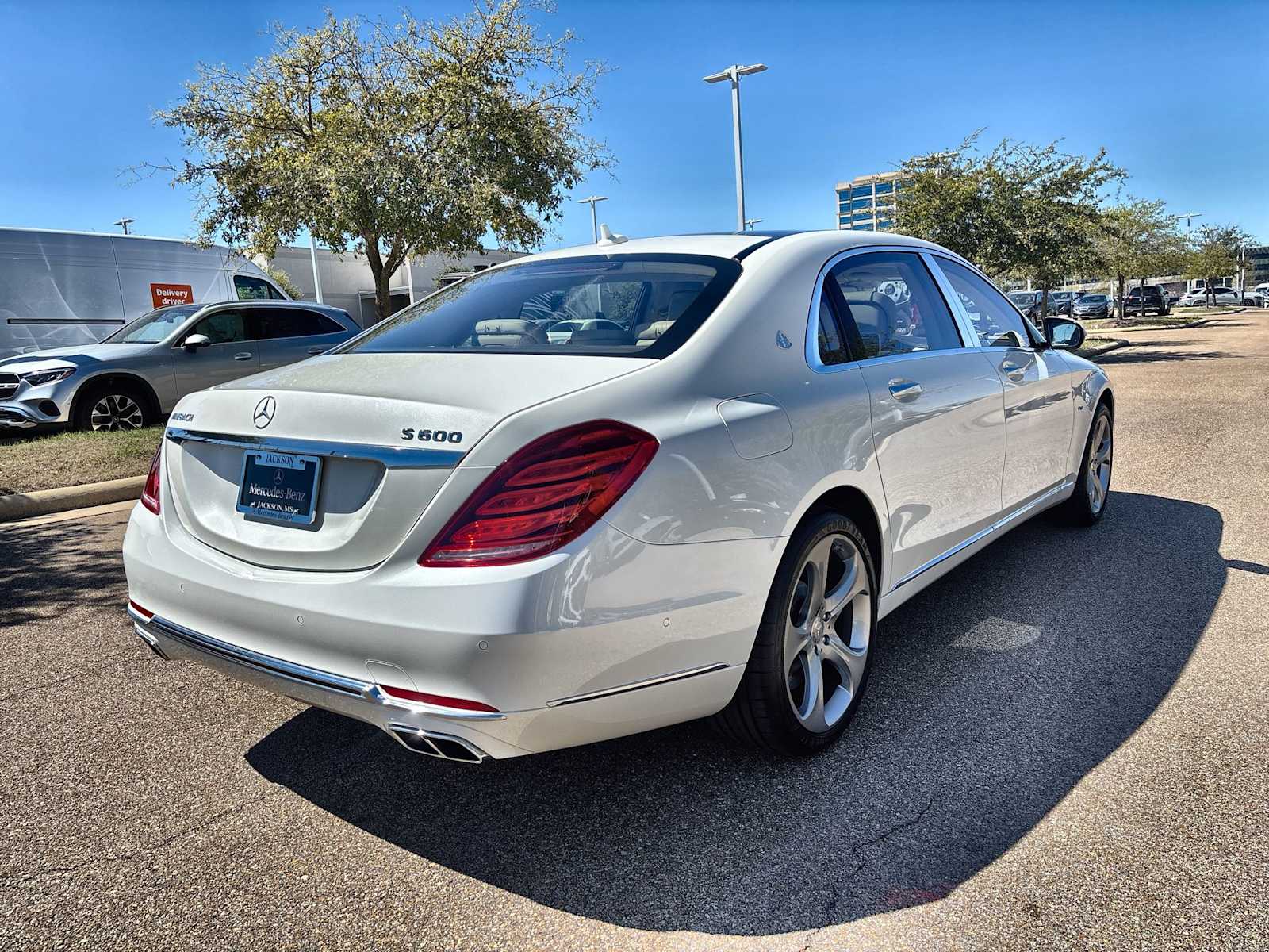 Thumbnail: 2016 Mercedes-Benz S-Class - 8