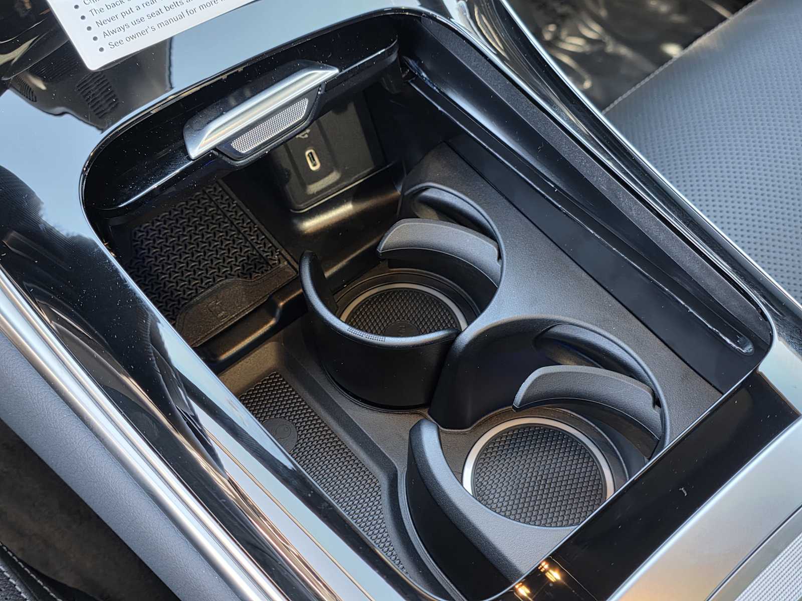 Thumbnail: 2026 Mercedes-Benz GLC - 17