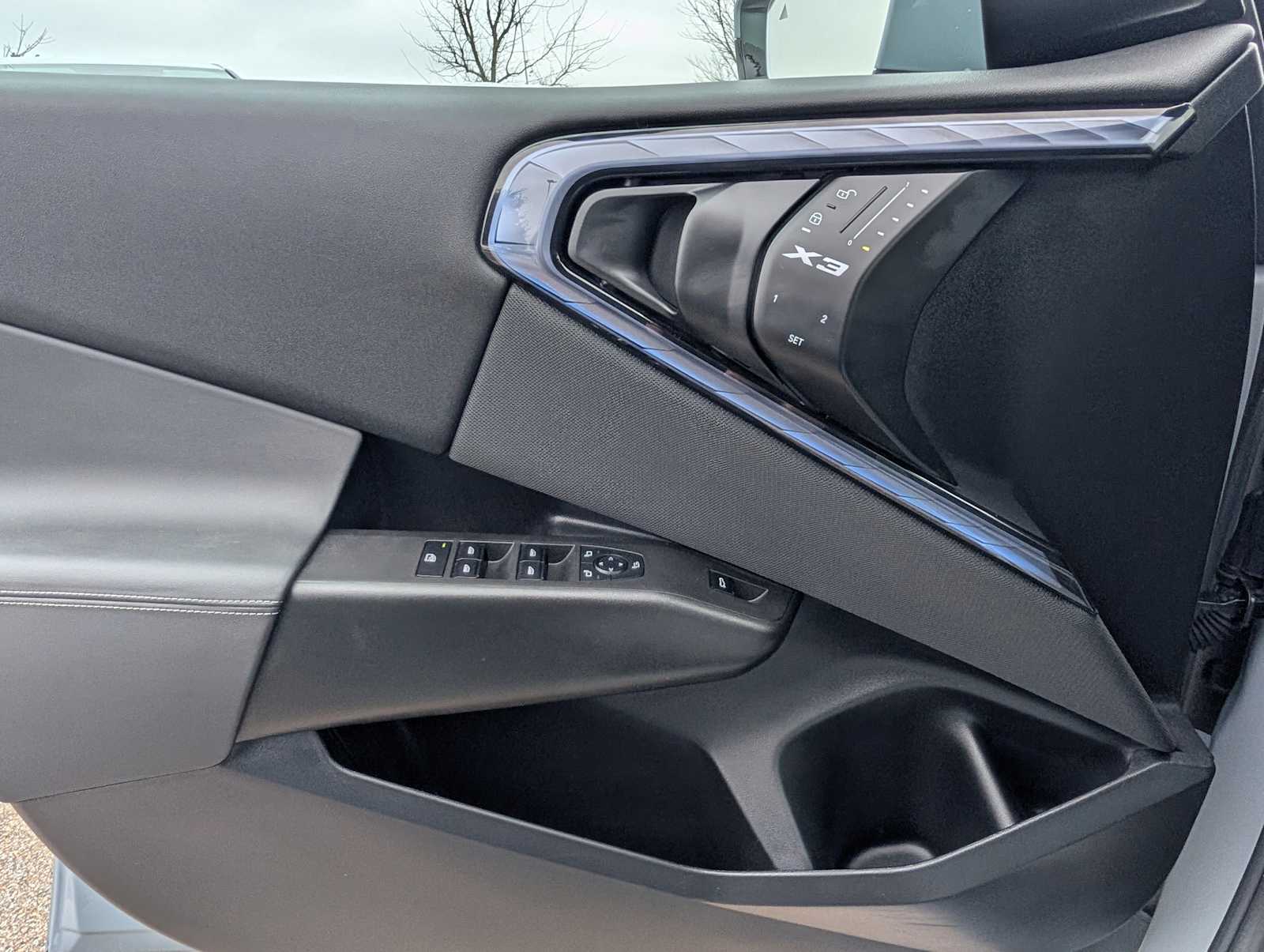 Thumbnail: 2025 BMW X3 - 22