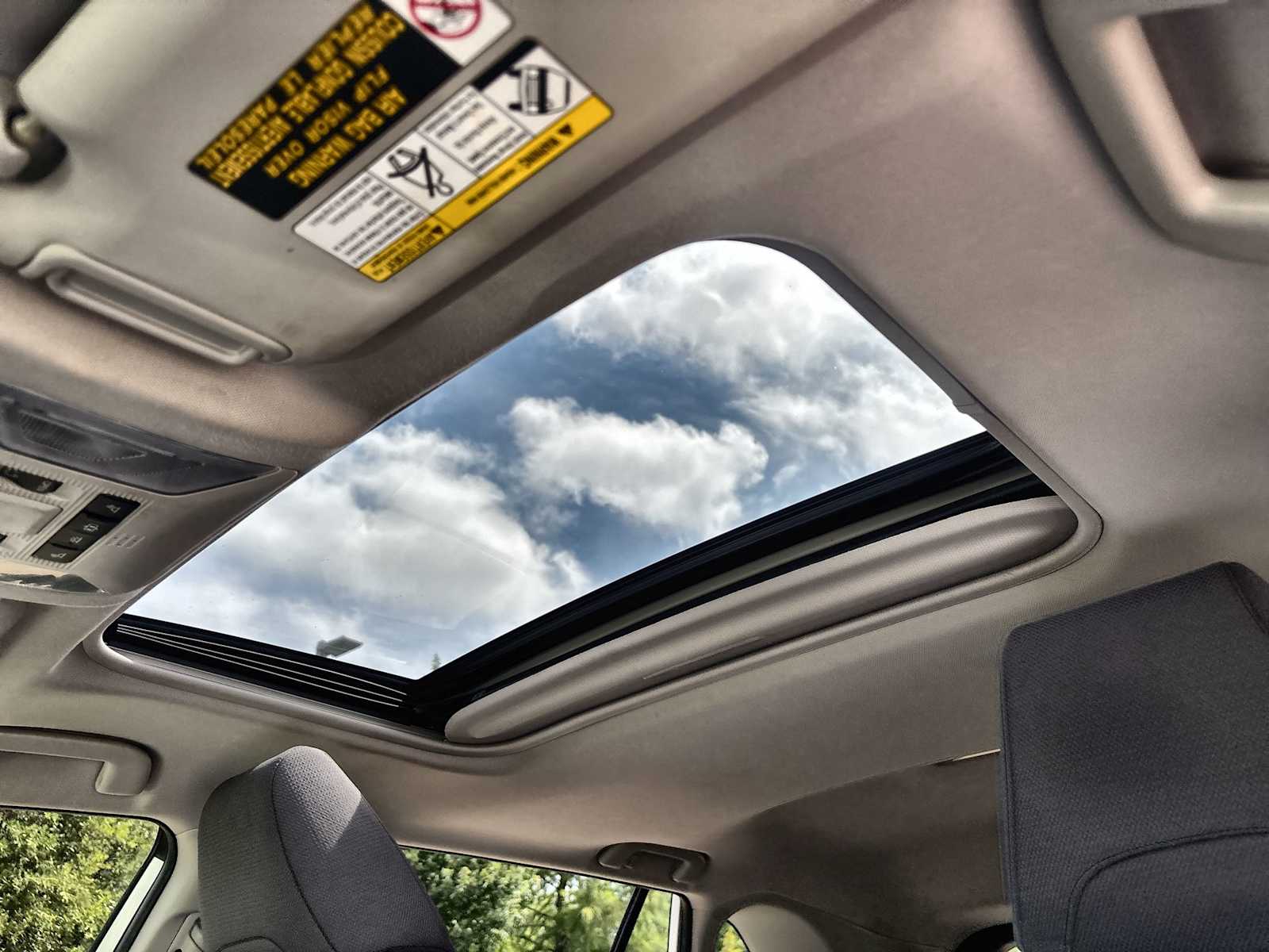Thumbnail: 2019 Toyota RAV4 - 28