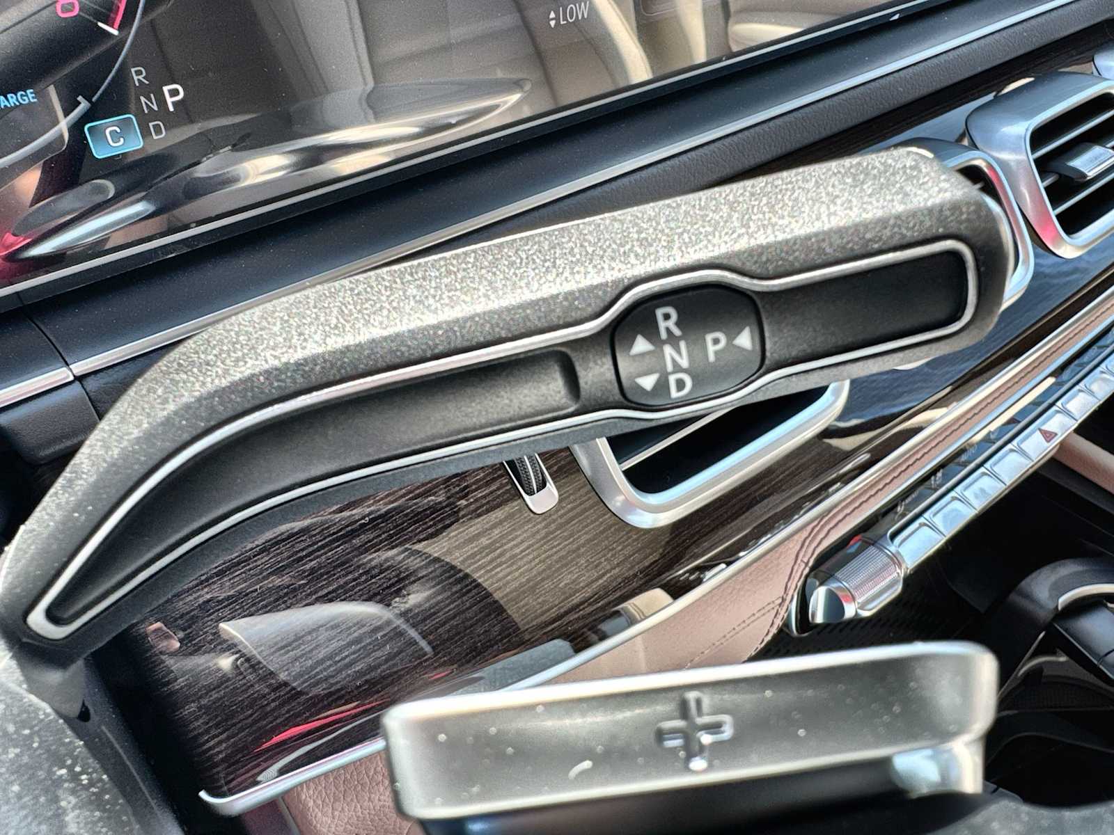 Thumbnail: 2026 Mercedes-Benz GLE - 23