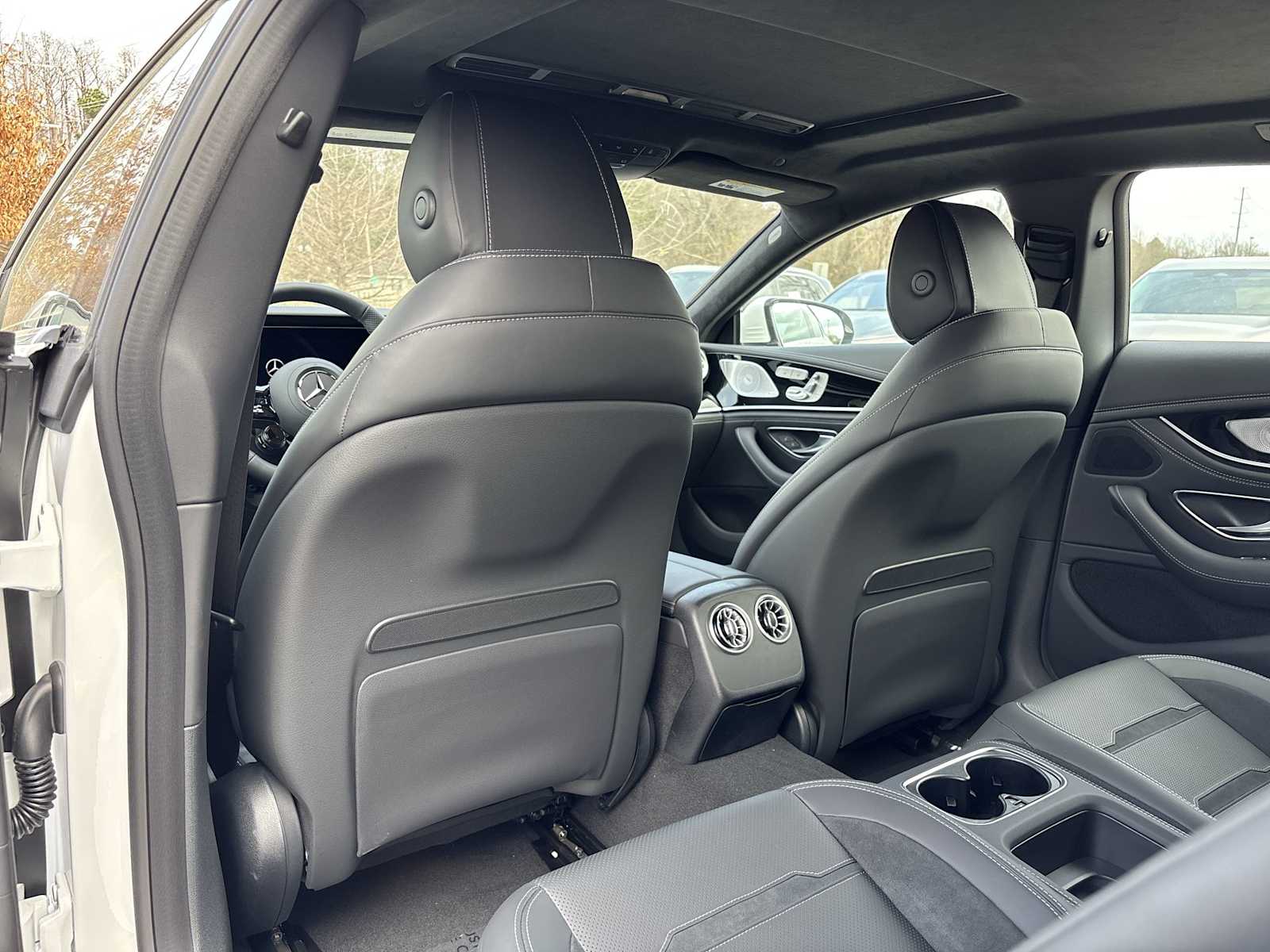 Thumbnail: 2026 Mercedes-Benz AMG GT - 15