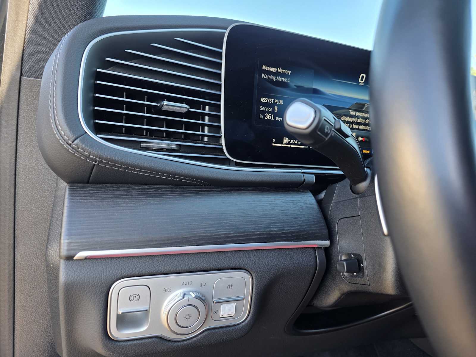 Thumbnail: 2025 Mercedes-Benz GLS - 20